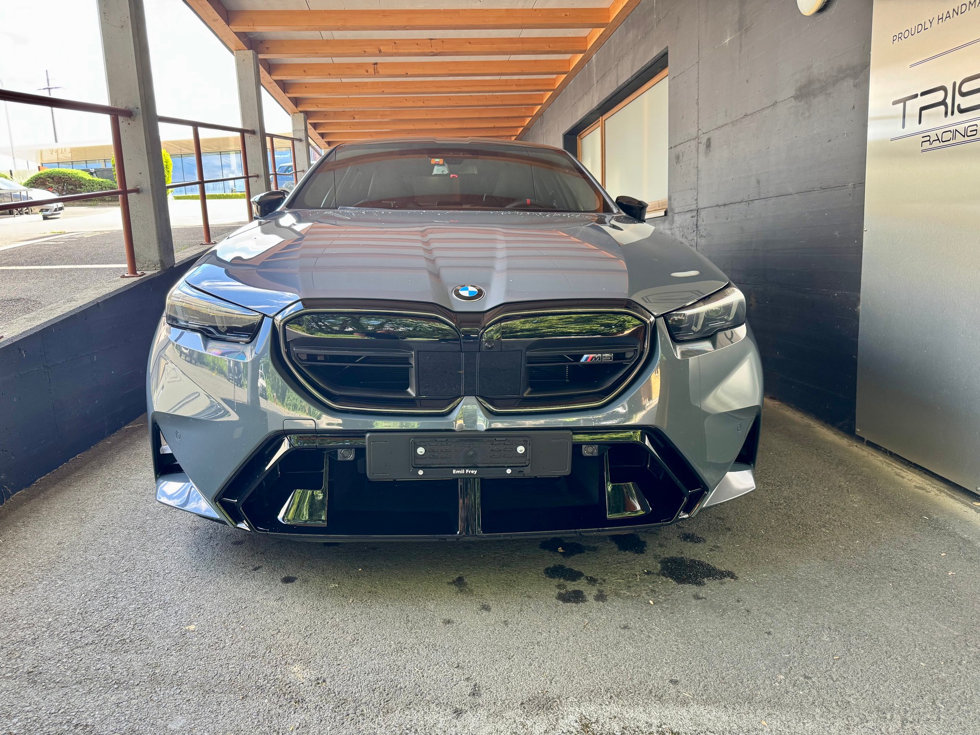 BMW M5 xDrive-image-1