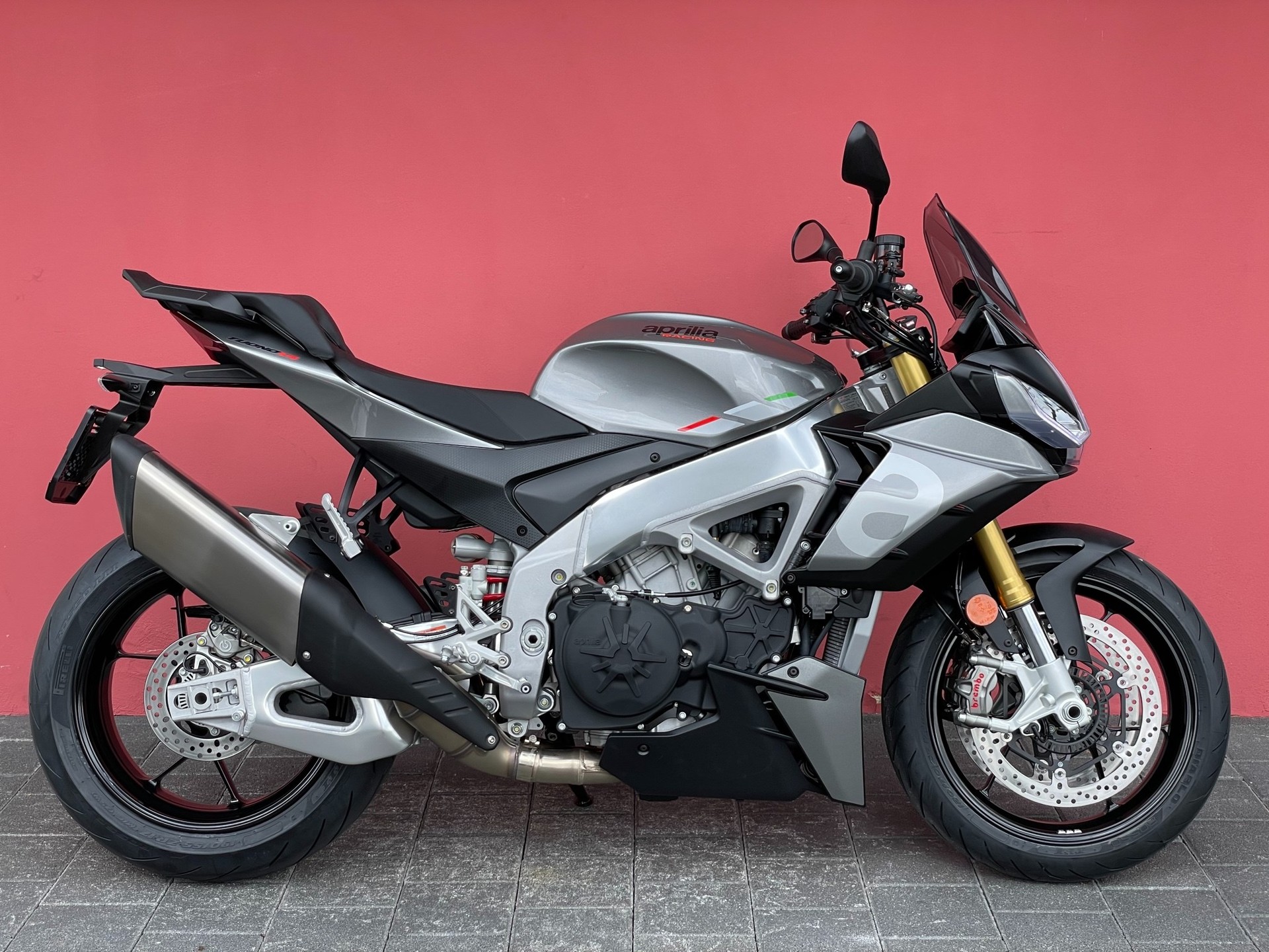 APRILIA Tuono V4 1100
