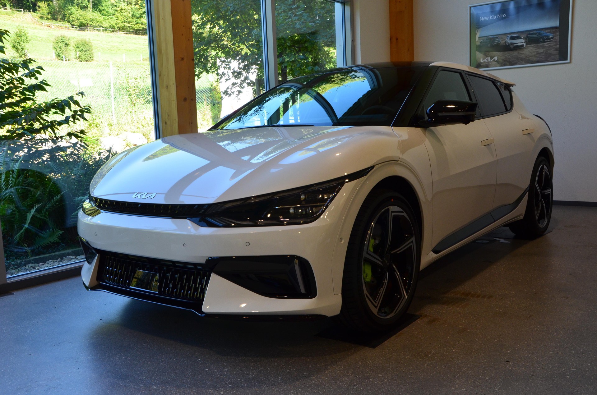 KIA EV6 77.4 kWh GT 4x4-image-0