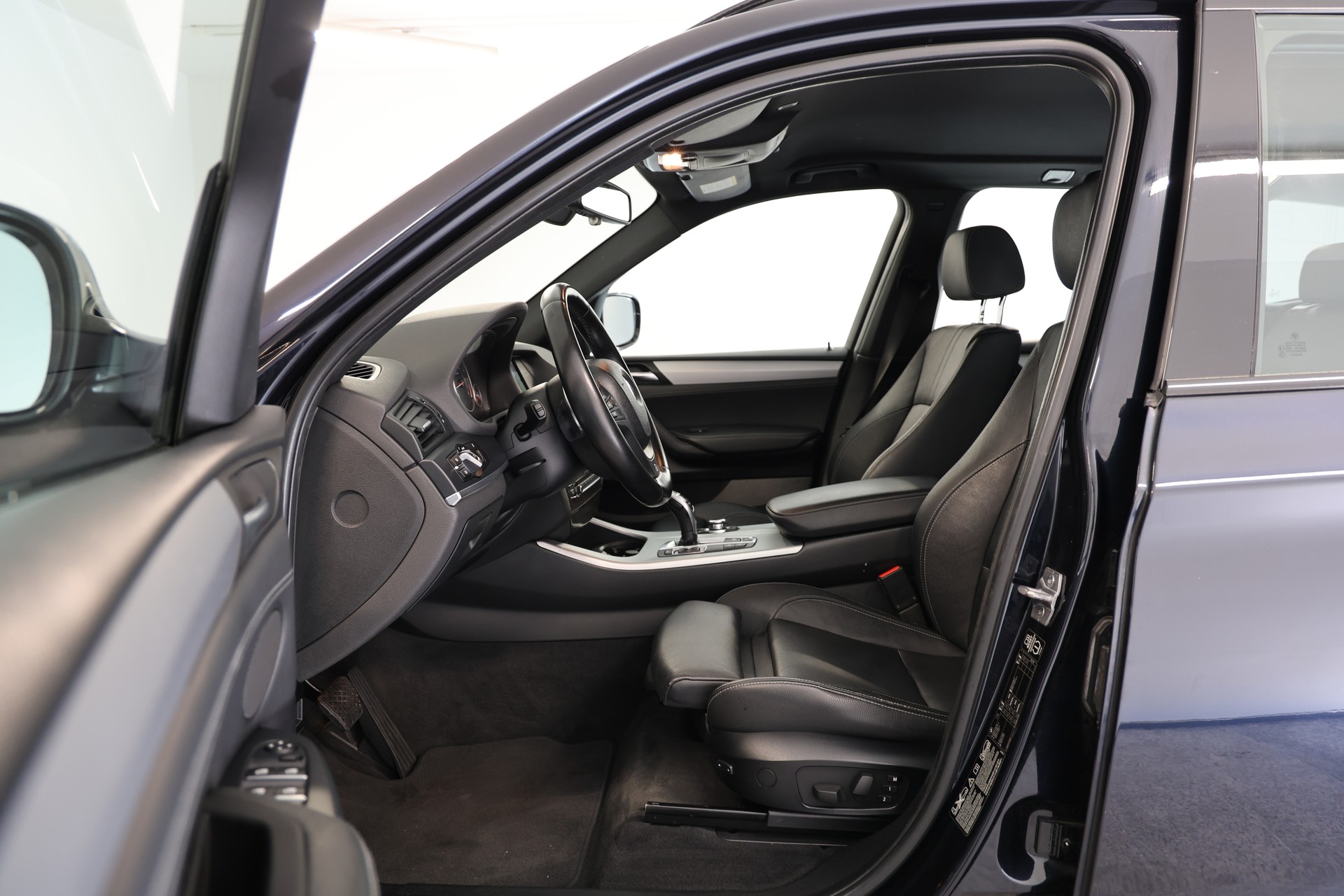 BMW X3 xDrive 35d M-Sport Steptronic-image-5