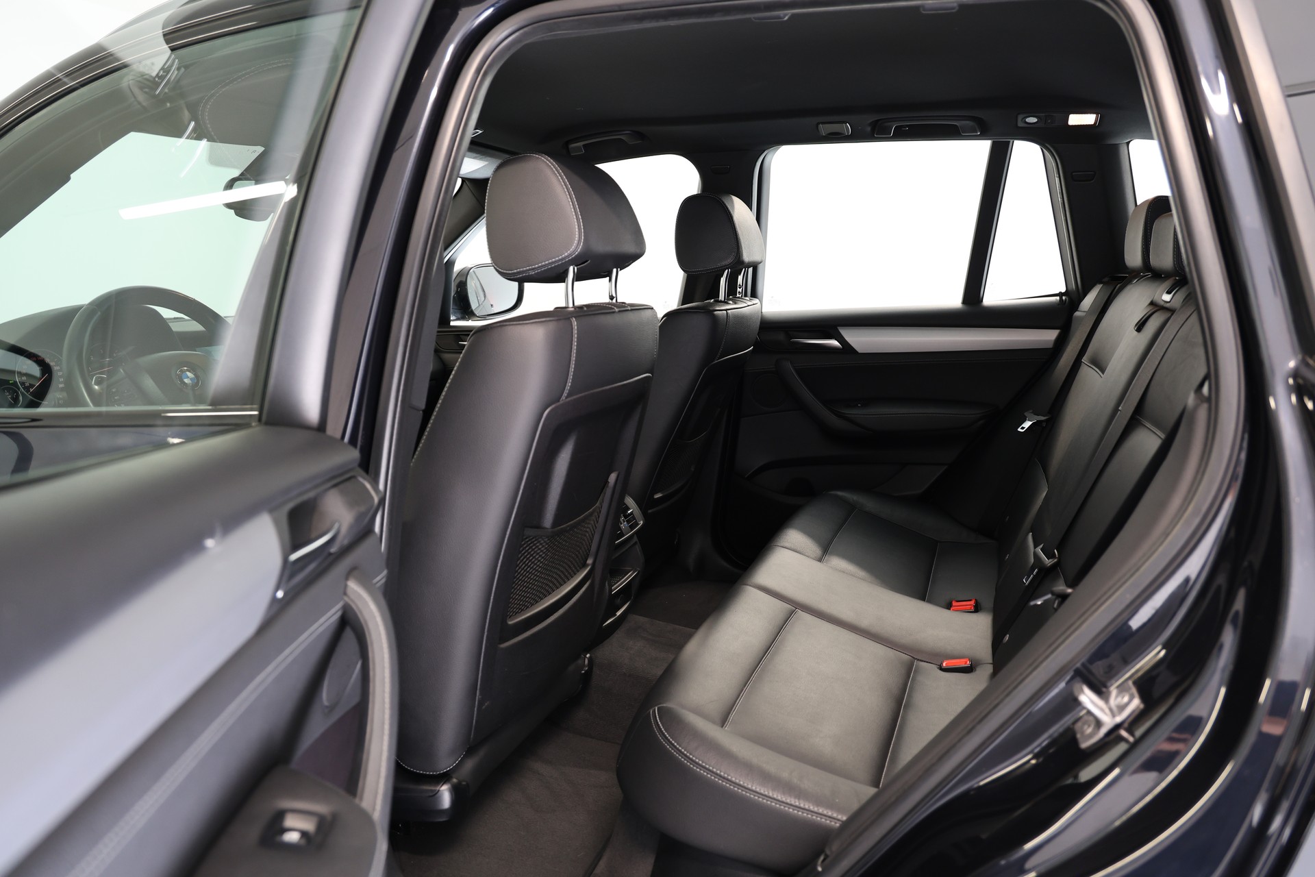 BMW X3 xDrive 35d M-Sport Steptronic-image-14