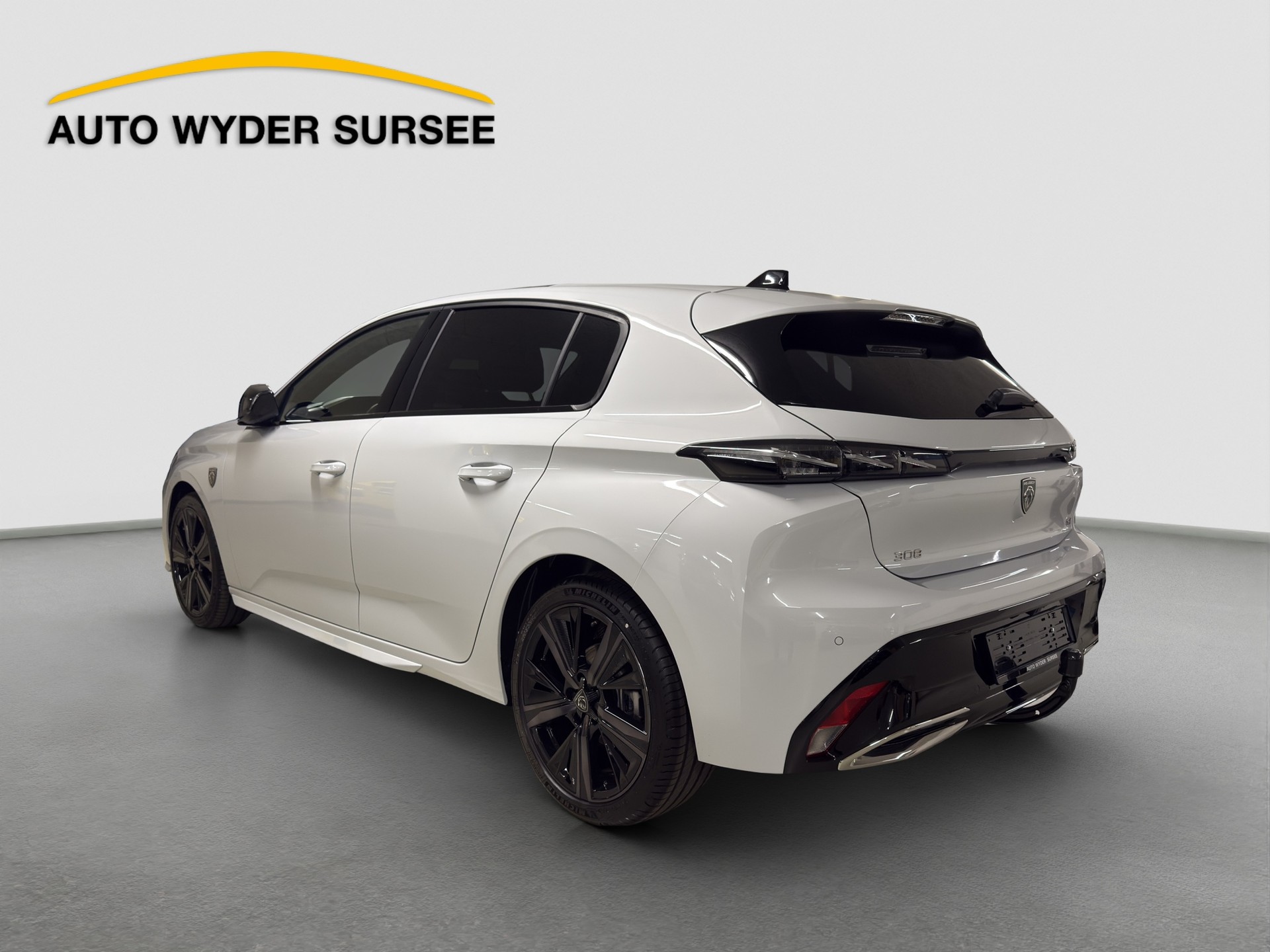PEUGEOT 308 1.2 Hybrid GT-image-3