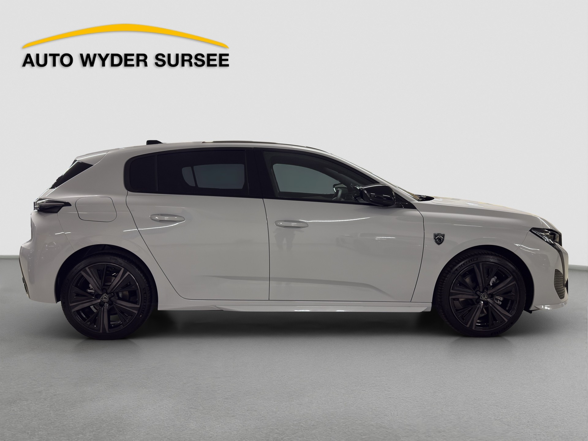 PEUGEOT 308 1.2 Hybrid GT-image-6