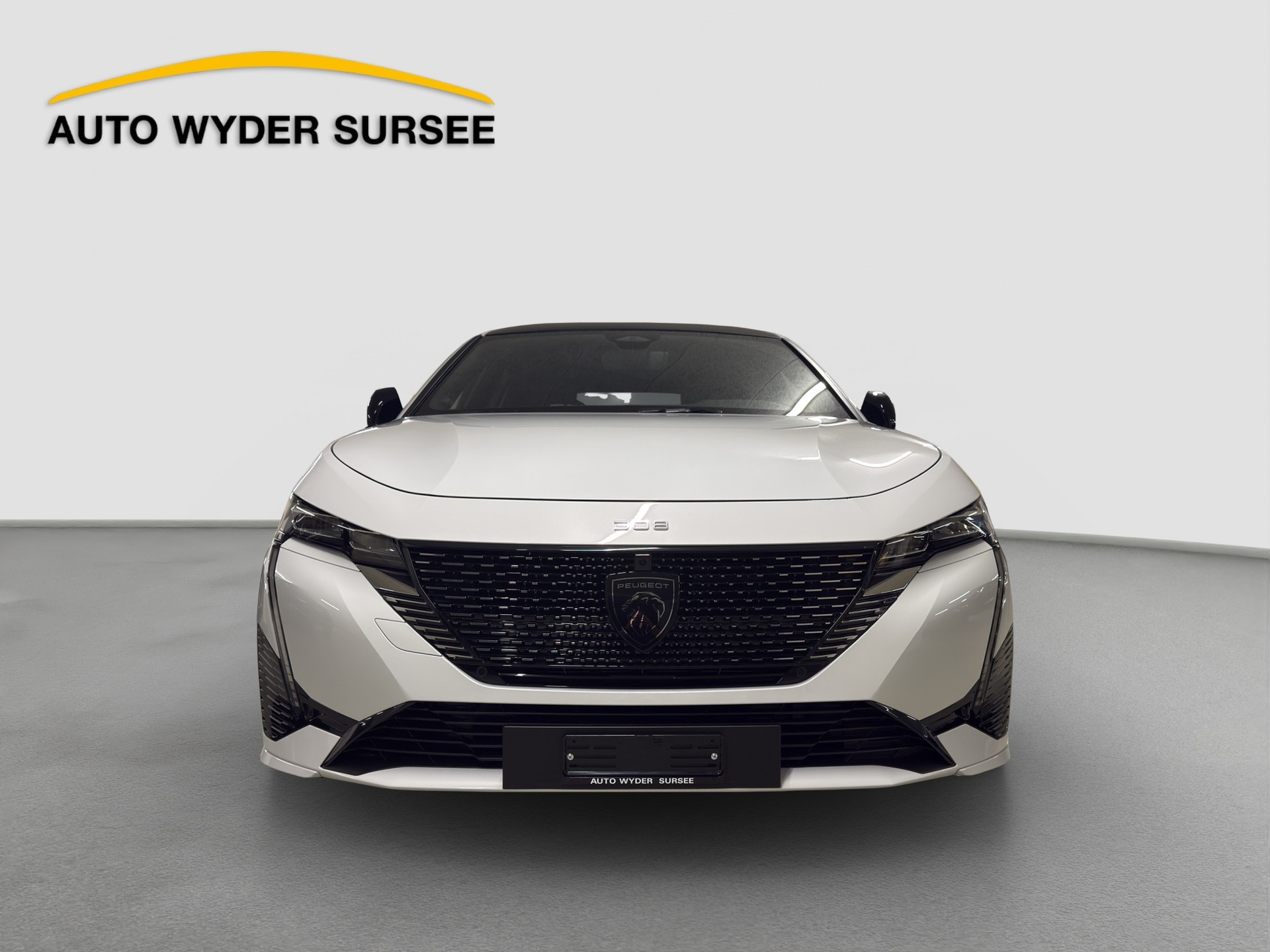 PEUGEOT 308 1.2 Hybrid GT-image-1