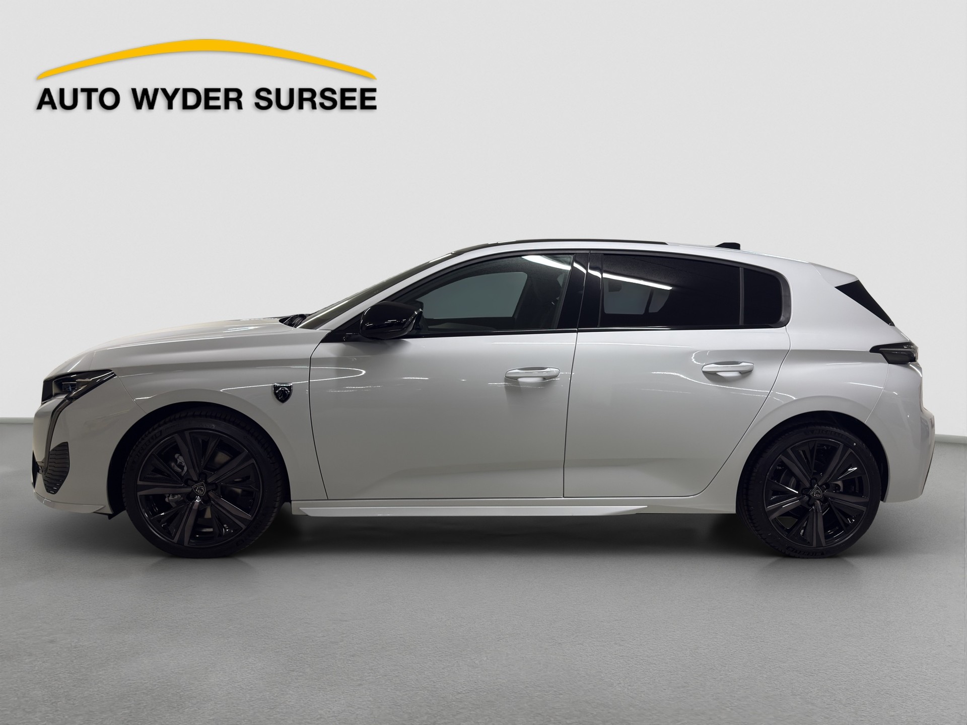 PEUGEOT 308 1.2 Hybrid GT-image-2