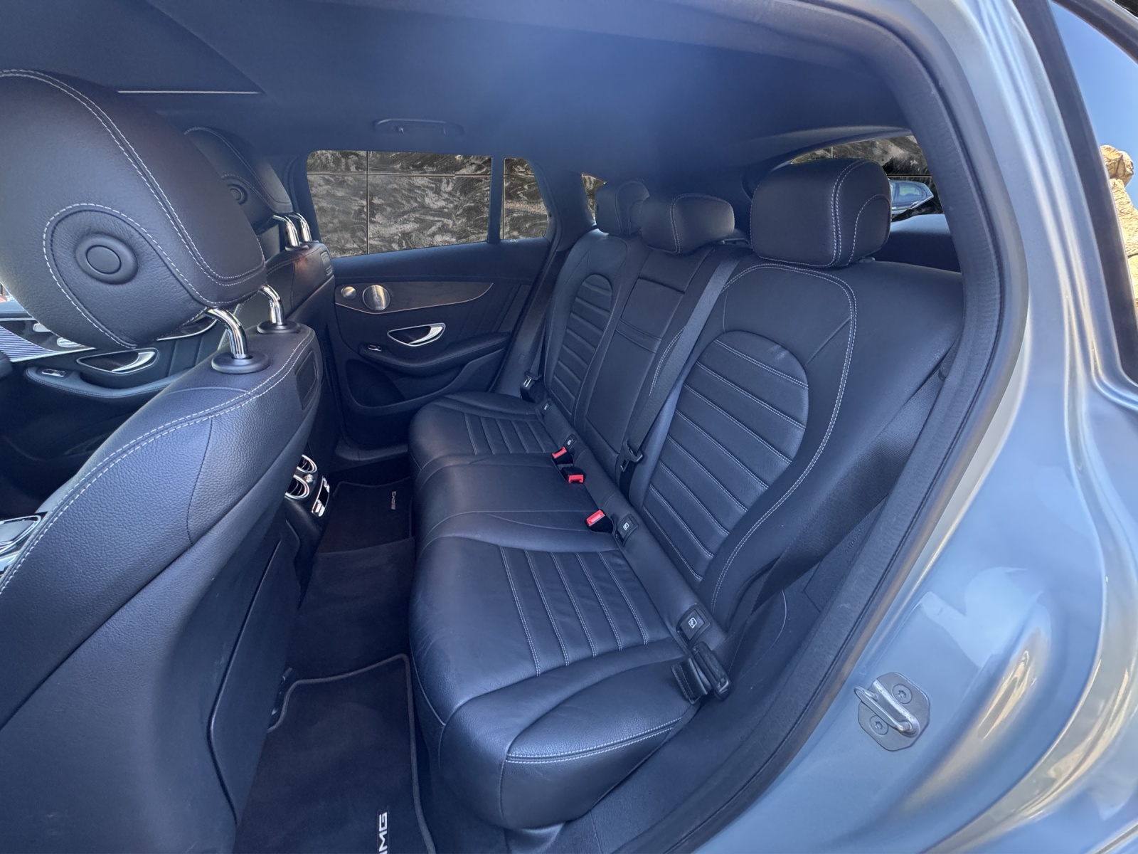 MERCEDES-BENZ EQC 400 AMG Line 4Matic-image-15
