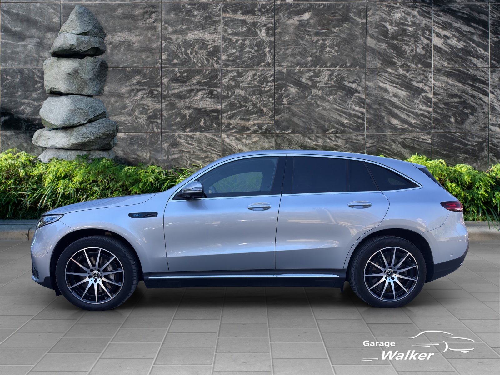MERCEDES-BENZ EQC 400 AMG Line 4Matic-image-1