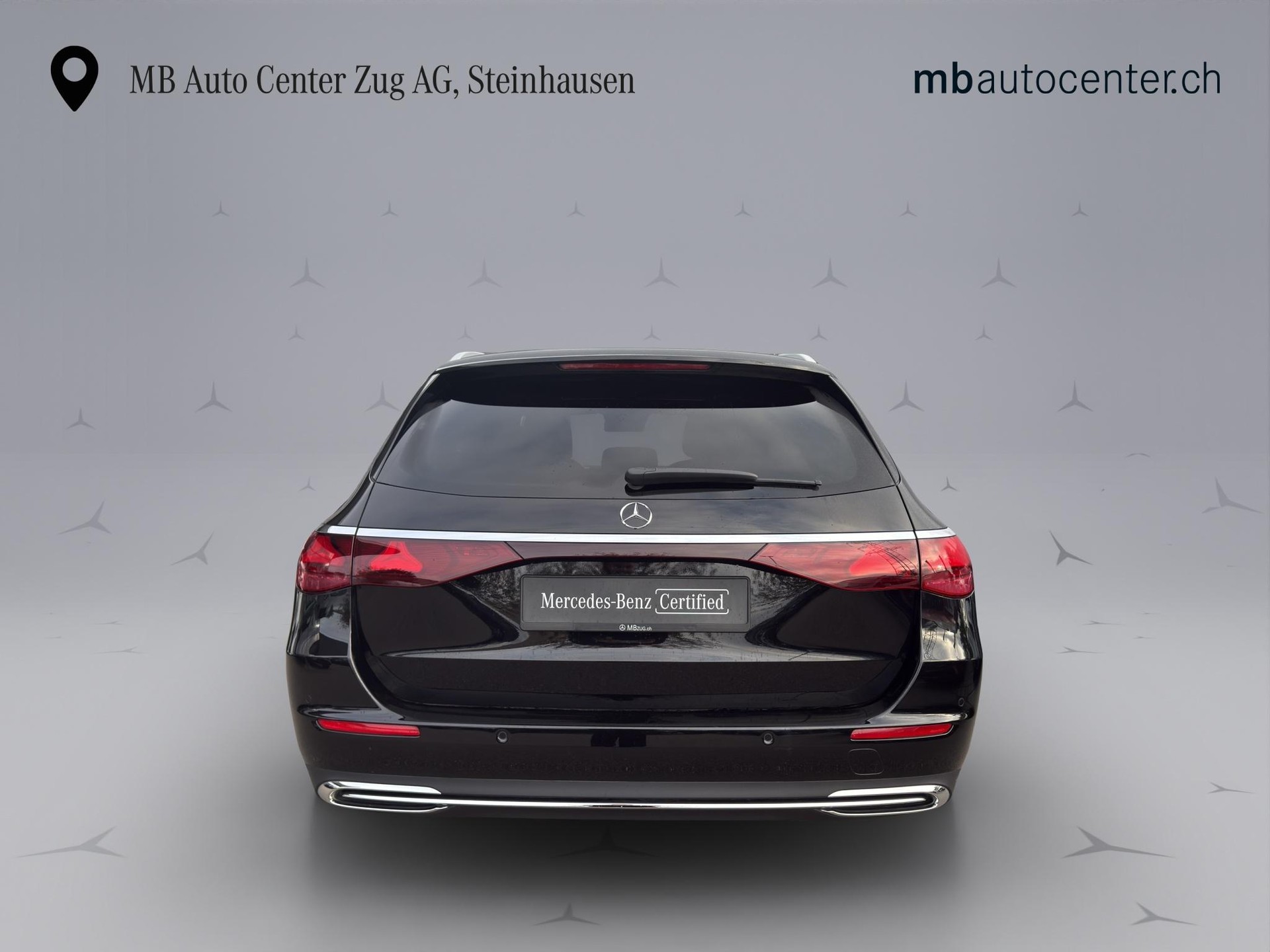 MERCEDES-BENZ E 220 d Exclusive 4matic Kombi-image-4