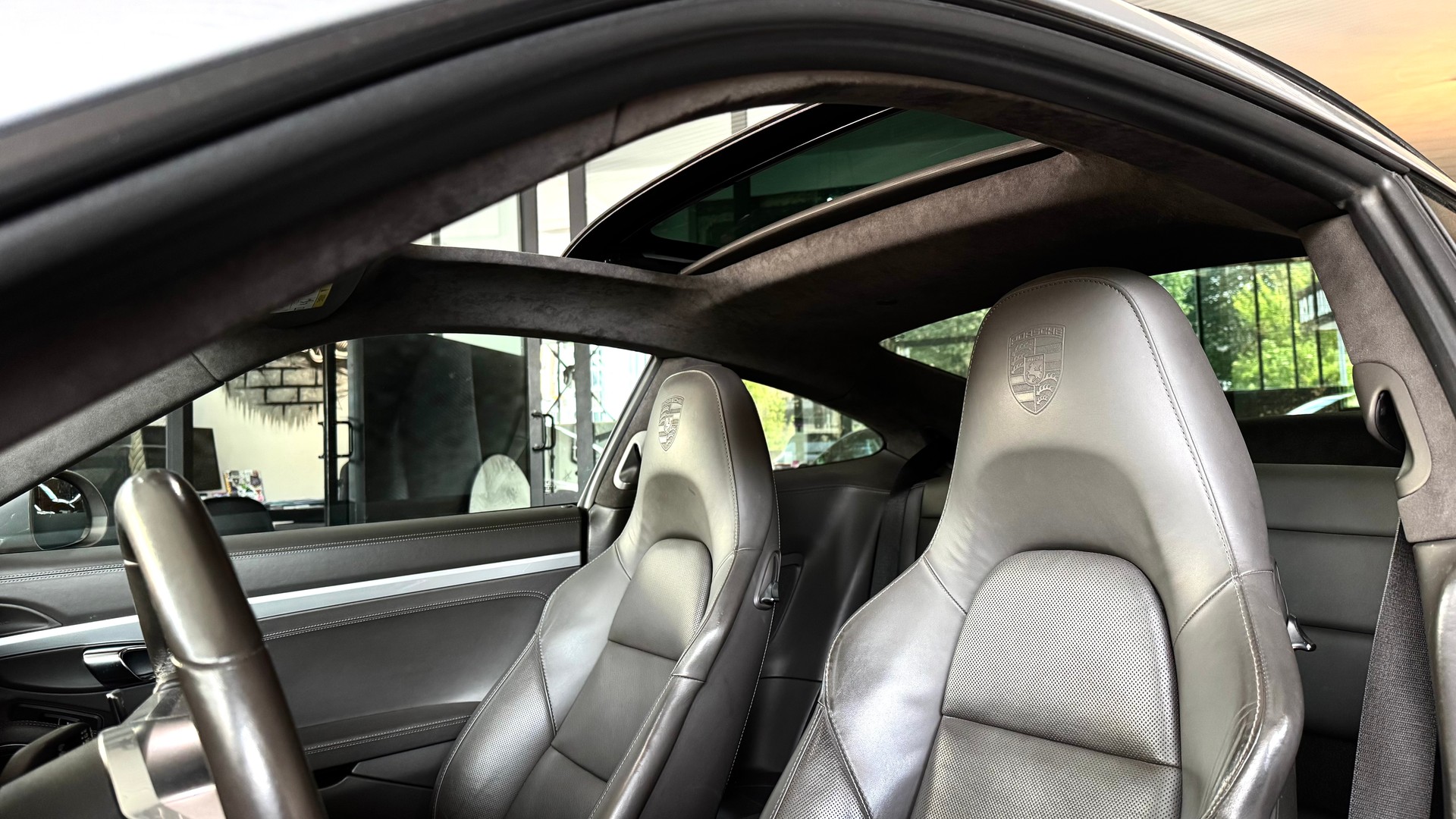 PORSCHE 911 Carrera 4S PDK-image-5