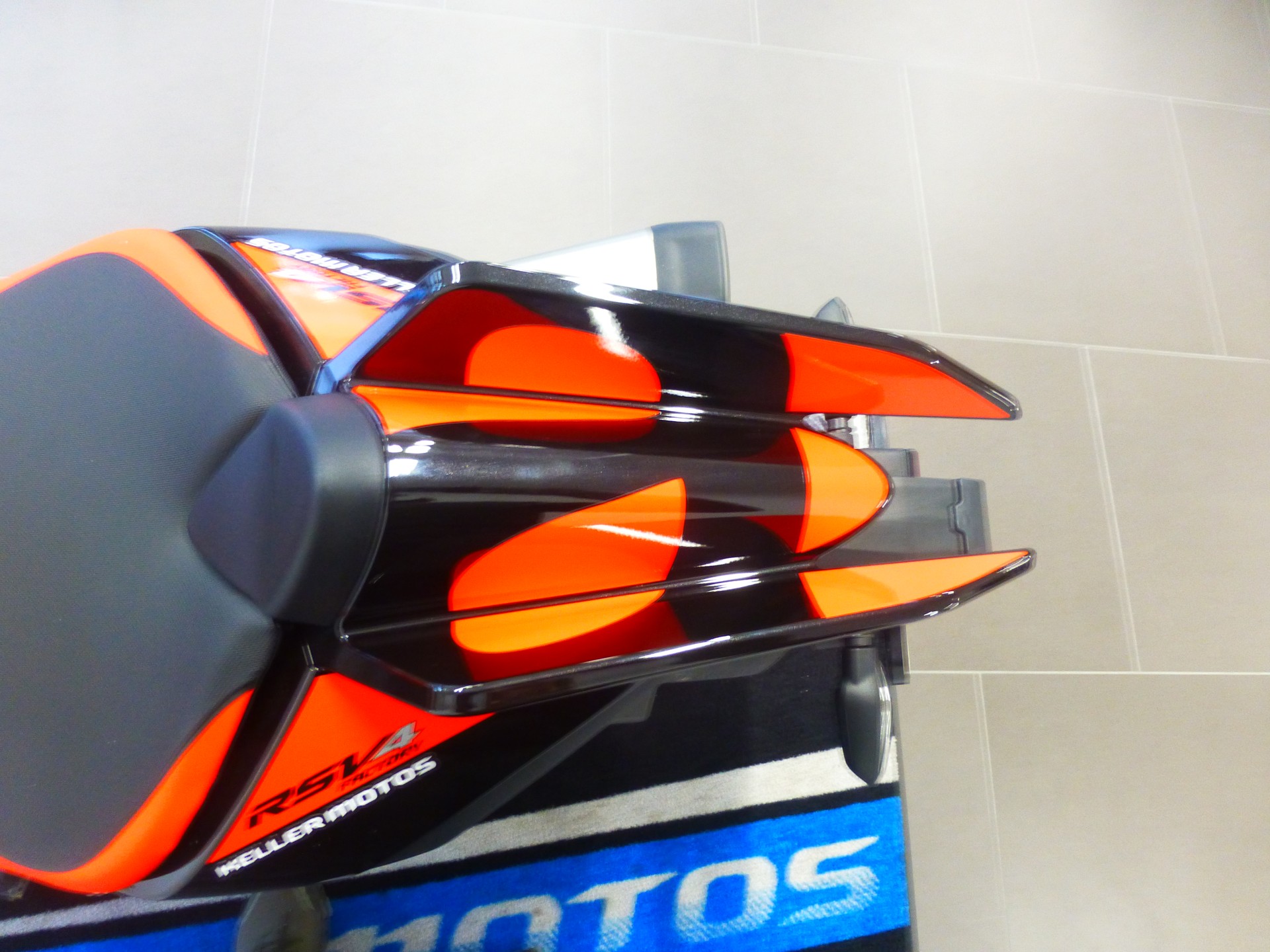 APRILIA RSV4 1100 E5+ Factory-image-5