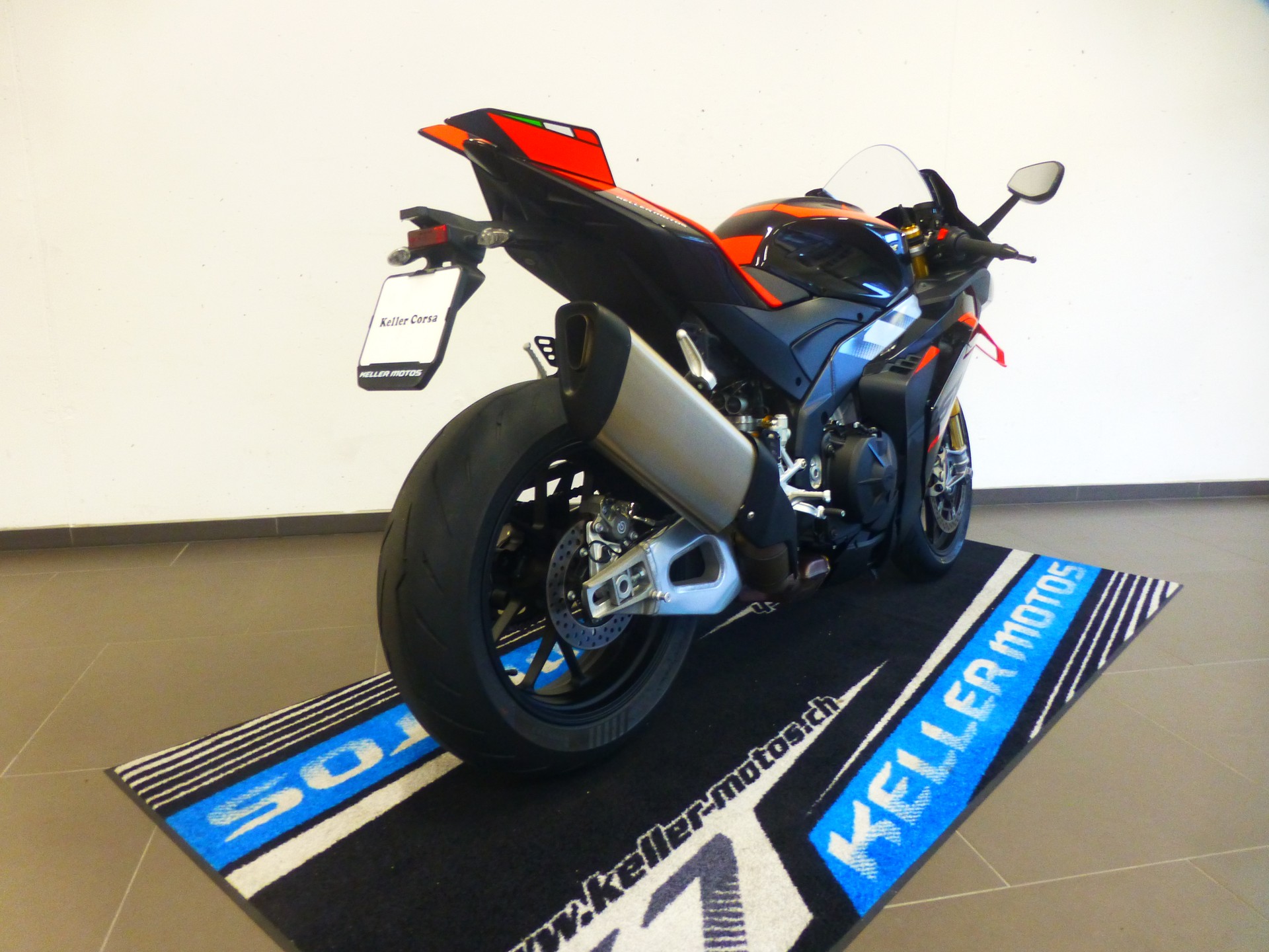 APRILIA RSV4 1100 E5+ Factory-image-10