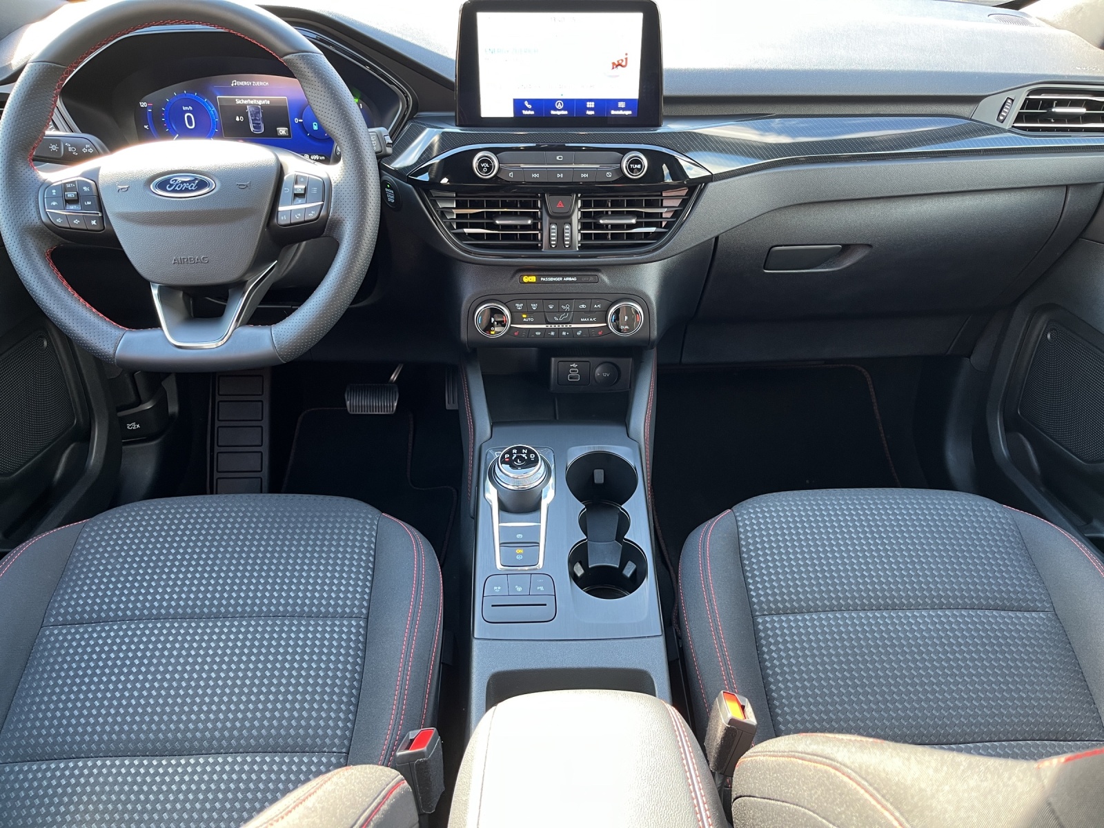 FORD Kuga 2.5 Hybrid ST-Line 4x4-image-3