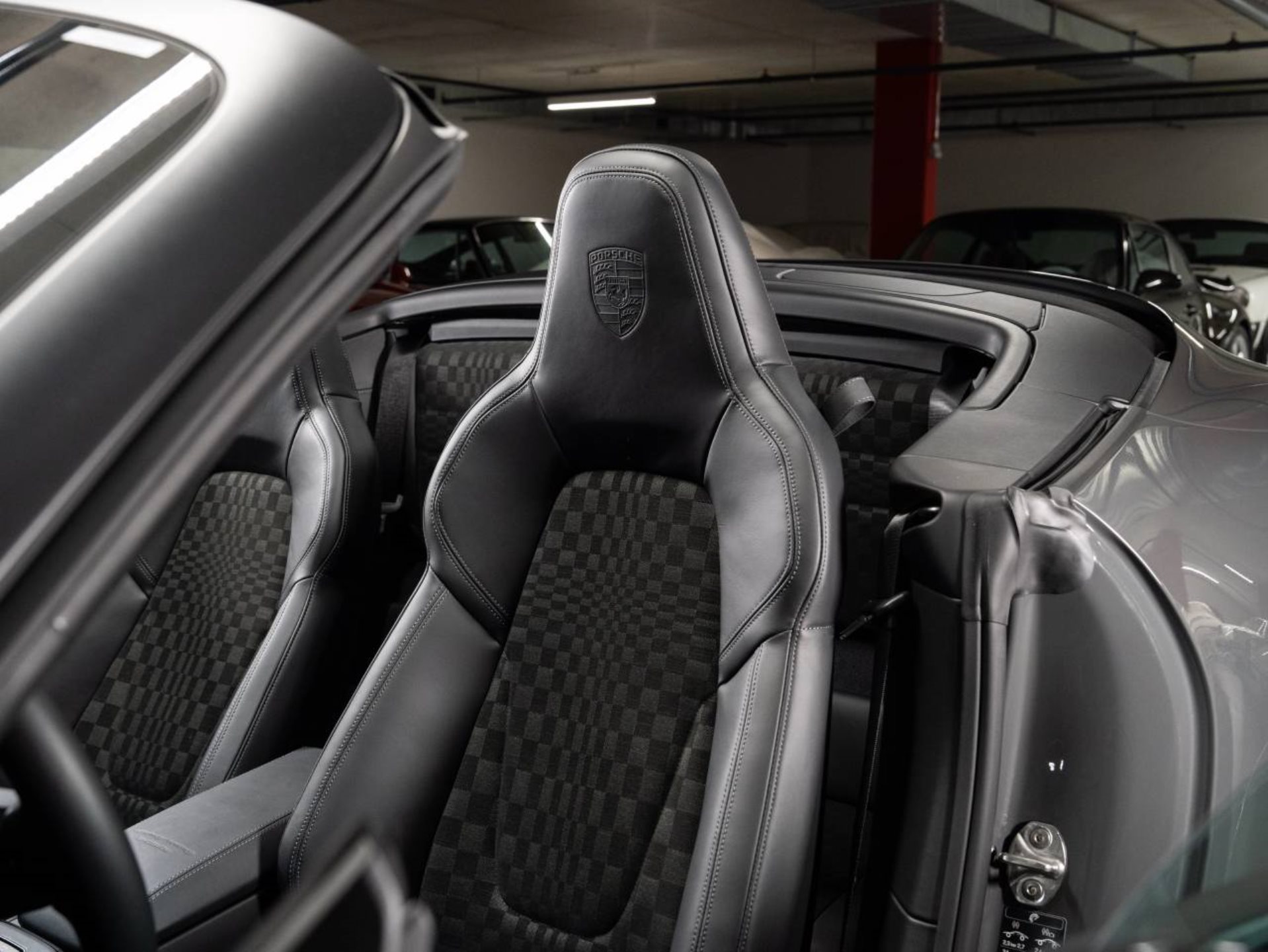 PORSCHE 911 Spirit 70-image-4