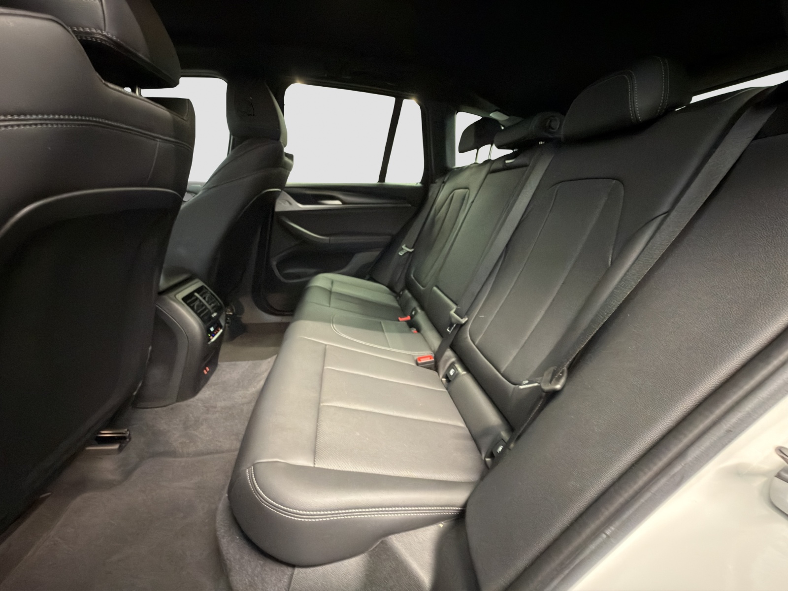 BMW X3 xDrive 48V 20d M Sport - AHK-image-9
