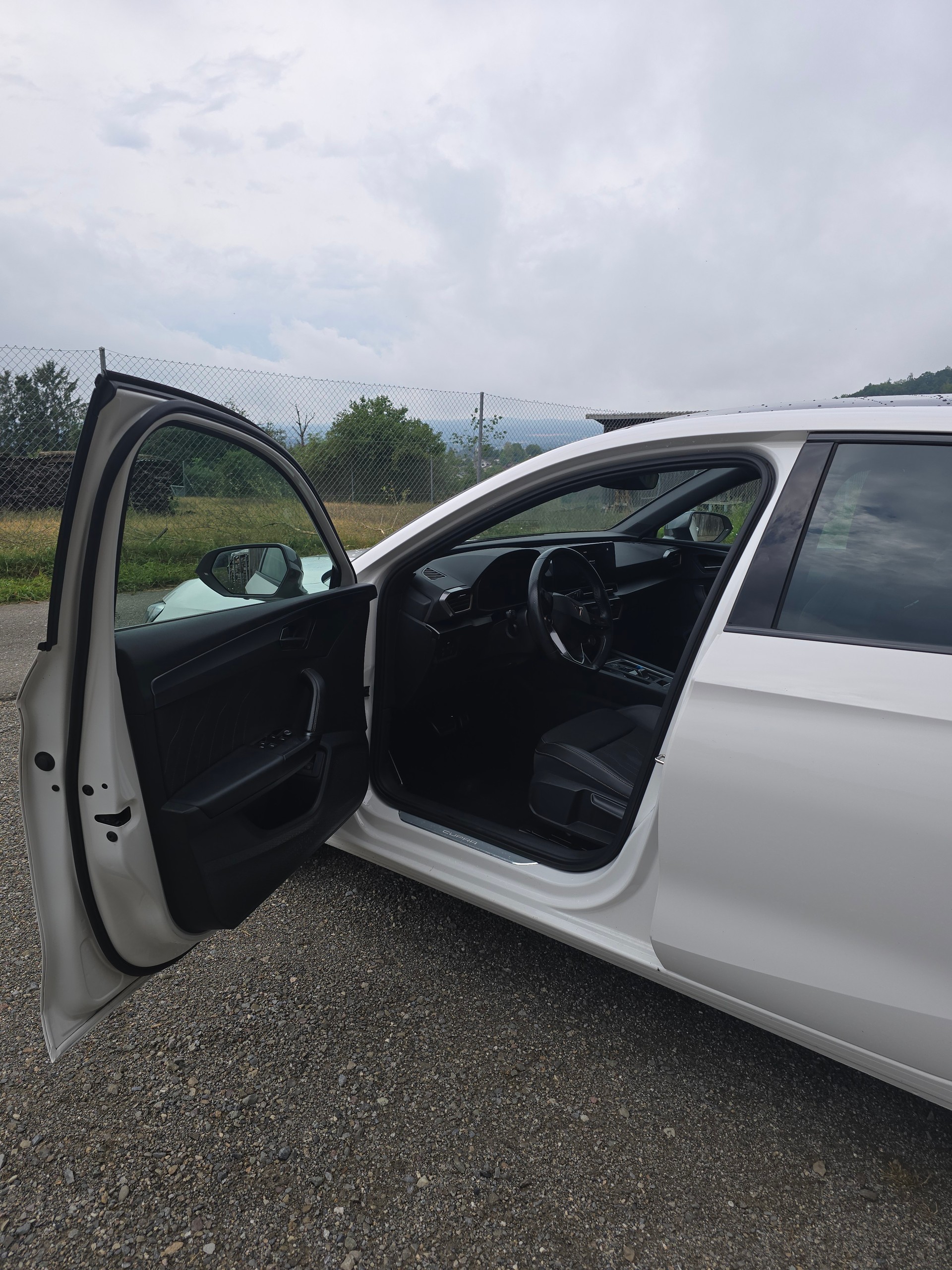 CUPRA LEON 1.4 e-HYBRID pHEV DSG-image-6