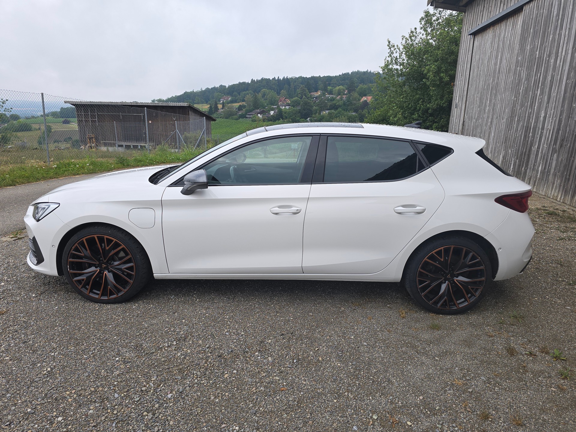CUPRA LEON 1.4 e-HYBRID pHEV DSG-image-4