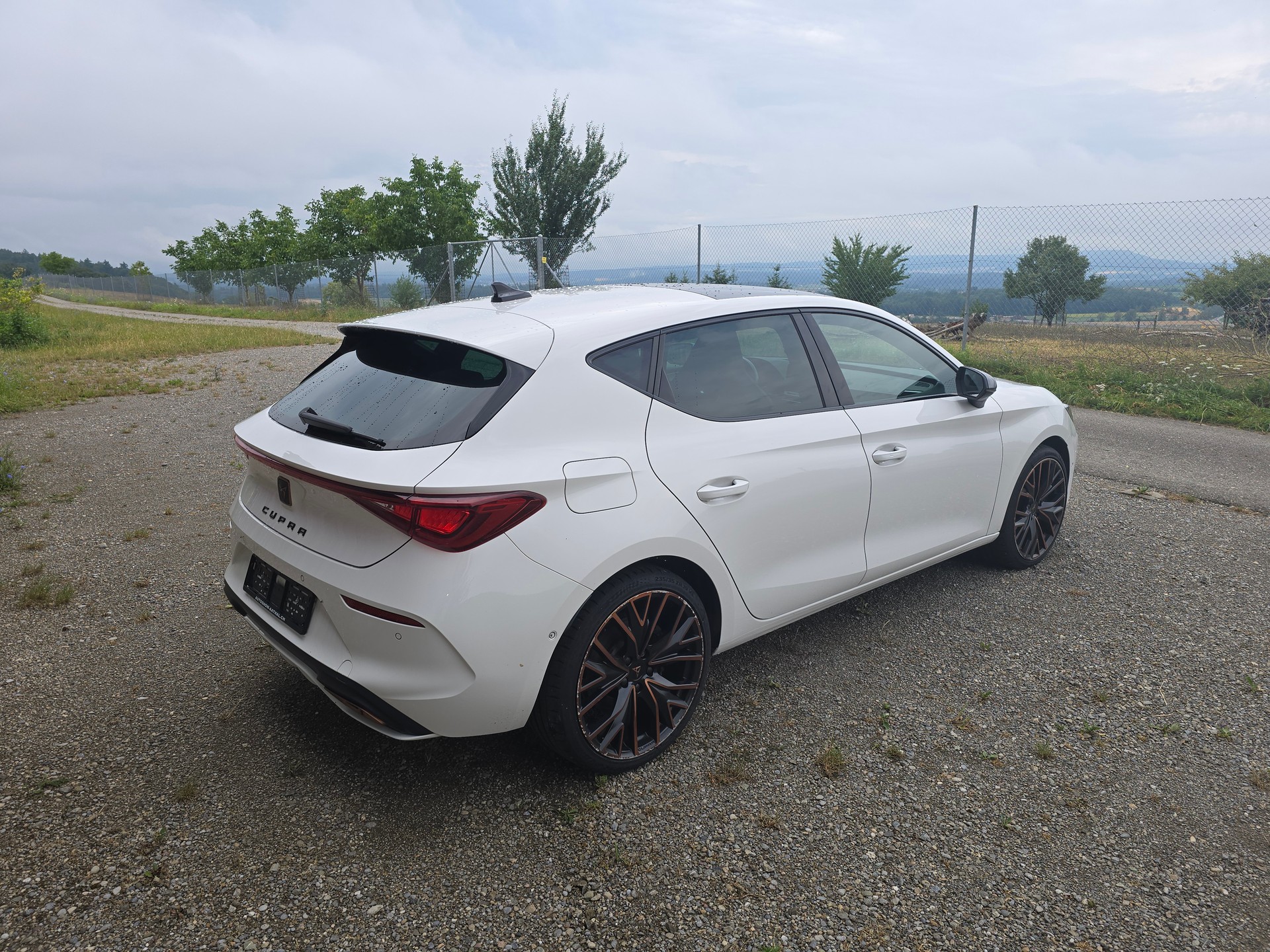 CUPRA LEON 1.4 e-HYBRID pHEV DSG-image-2