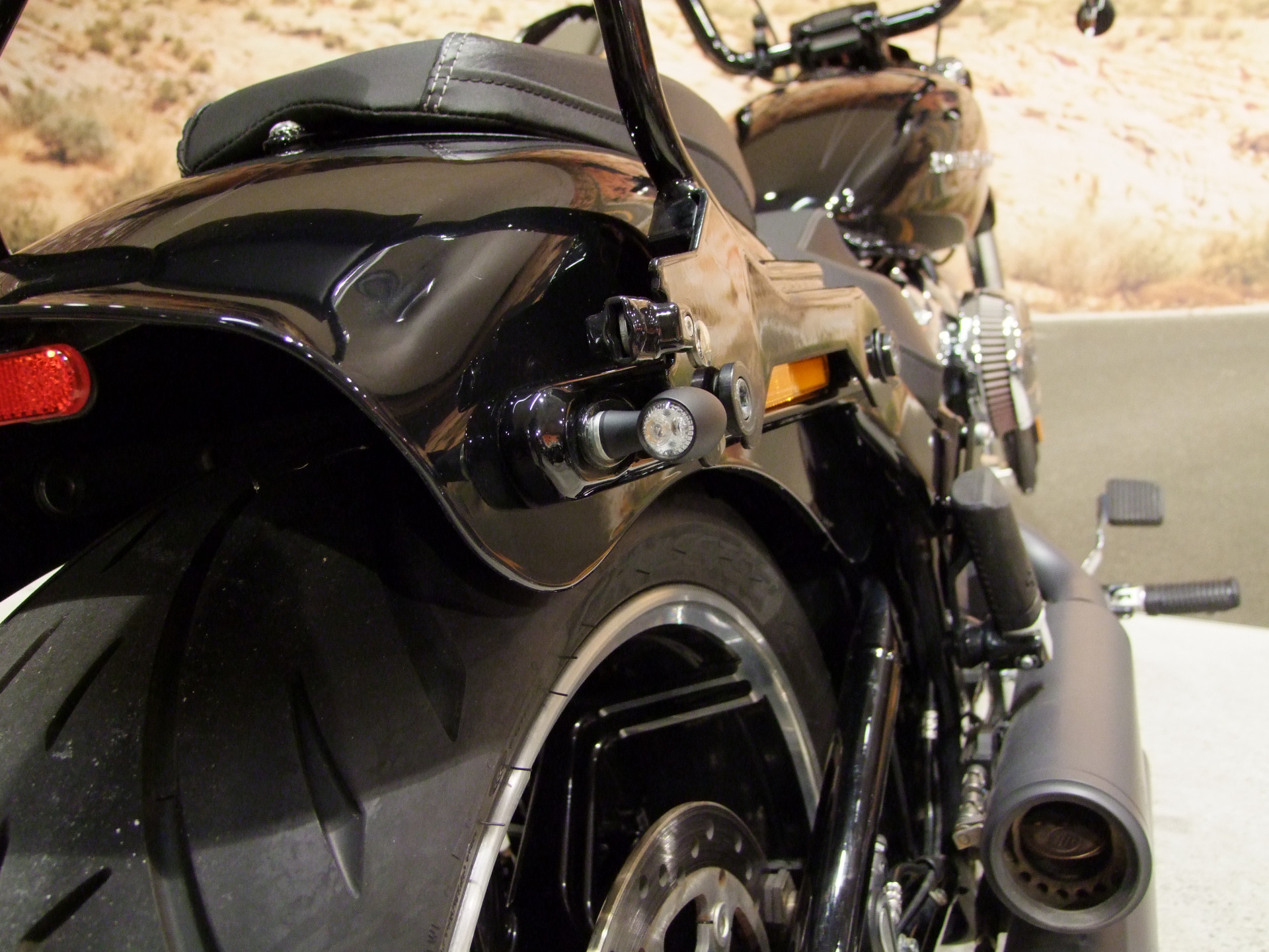 HARLEY-DAVIDSON FXBRS 1868 Breakout 114-showroom-element-1