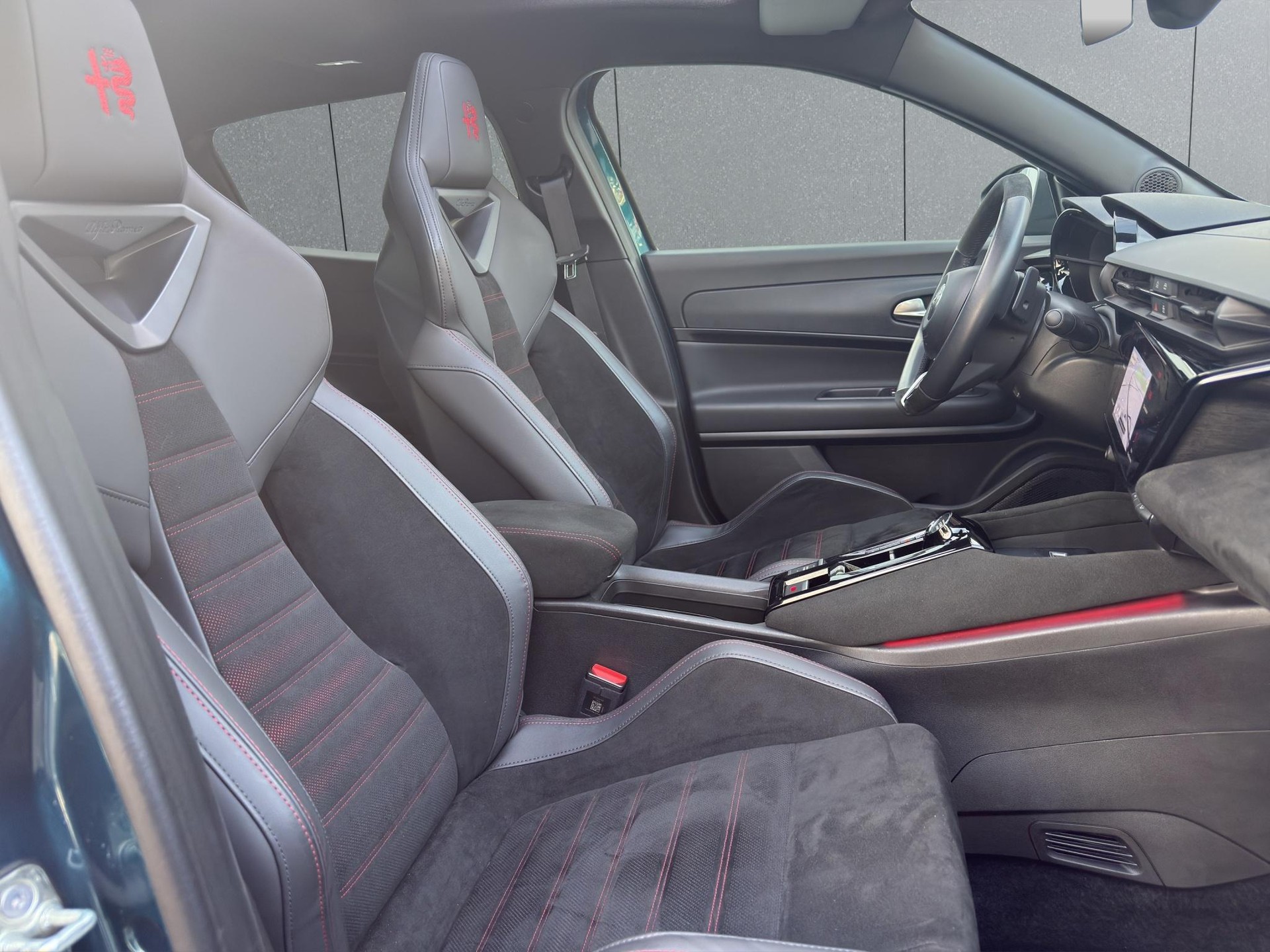 ALFA ROMEO Junior 1.2 Ibrida Speciale-image-15