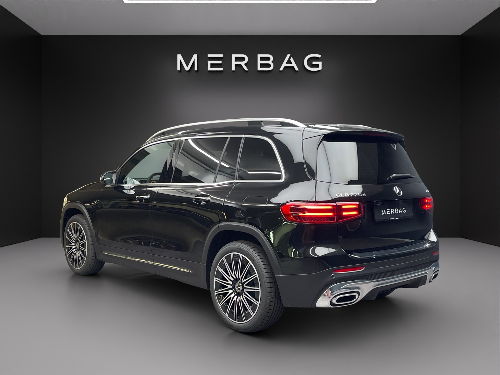 MERCEDES-BENZ GLB 220 d 4M 8G-Tronic-image-3