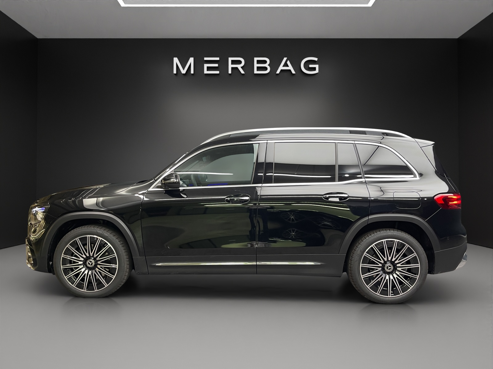 MERCEDES-BENZ GLB 220 d 4M 8G-Tronic-image-2