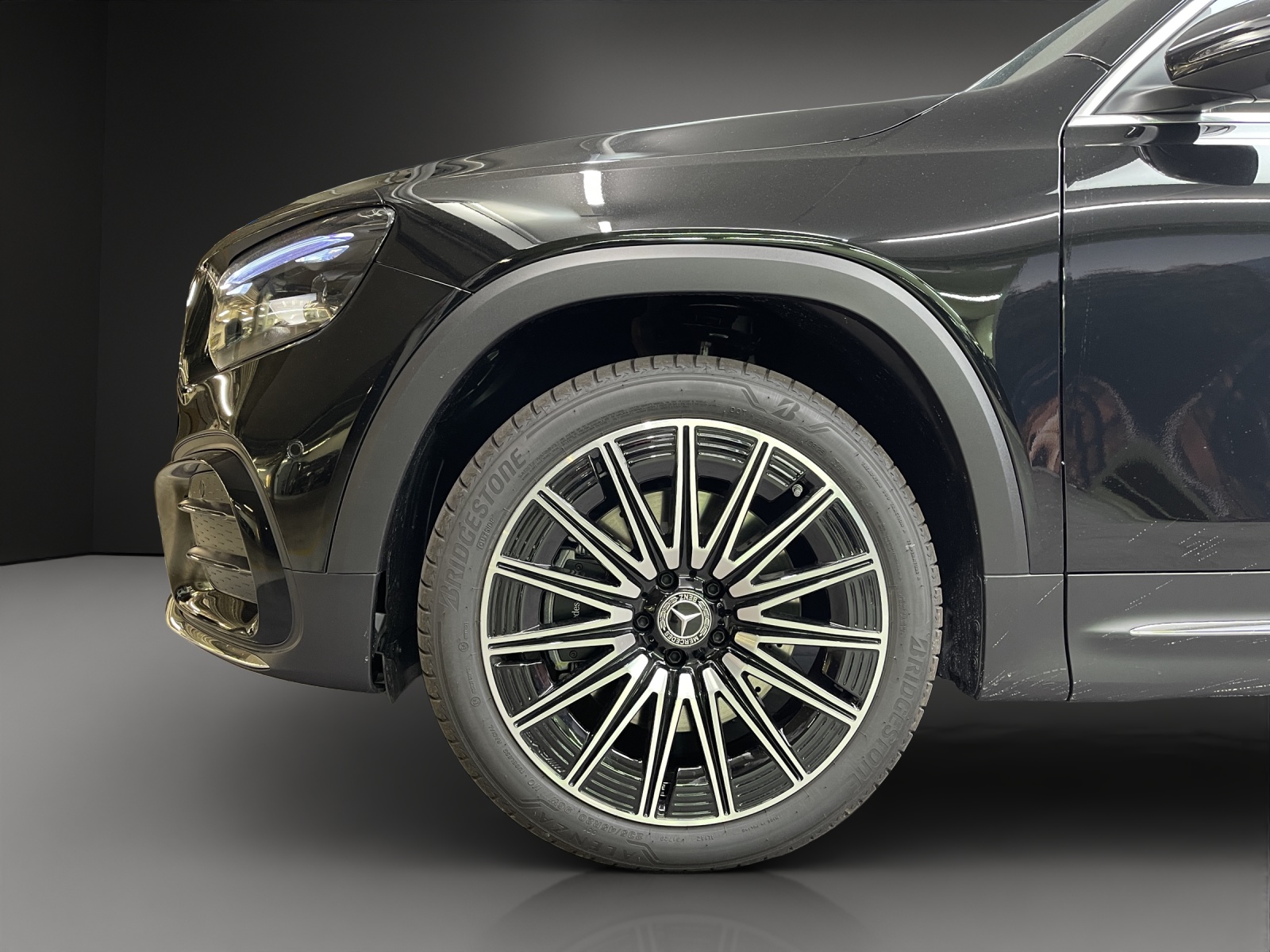 MERCEDES-BENZ GLB 220 d 4M 8G-Tronic-image-11