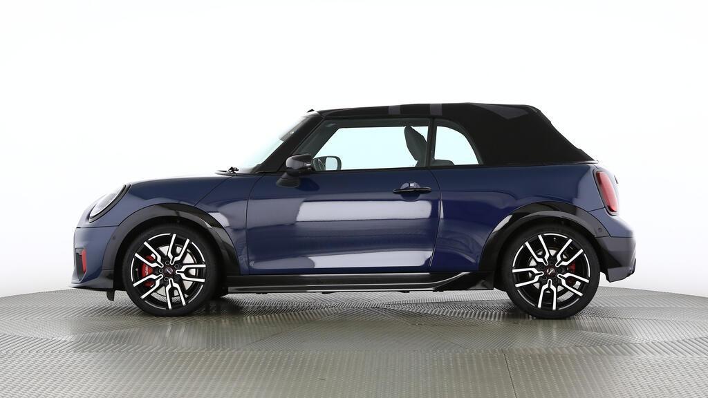 MINI John Cooper Works Cabrio-image-1