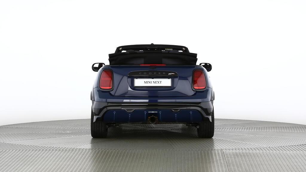 MINI John Cooper Works Cabrio-image-13