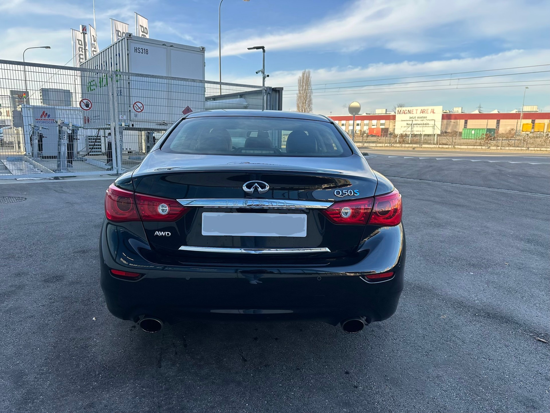 INFINITI Q50S 35h AWD Sport Tech Automatic-image-3