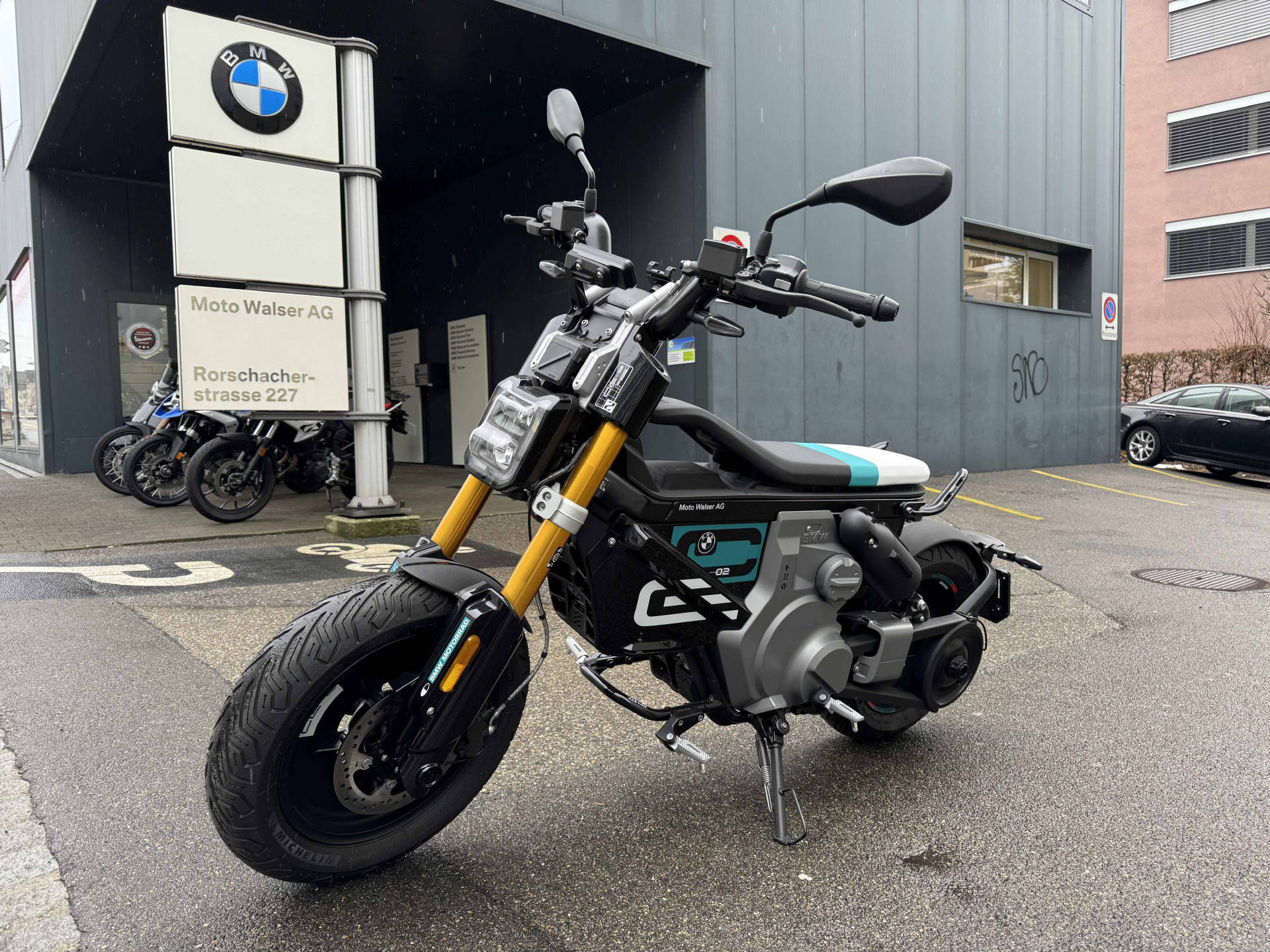 BMW CE 02