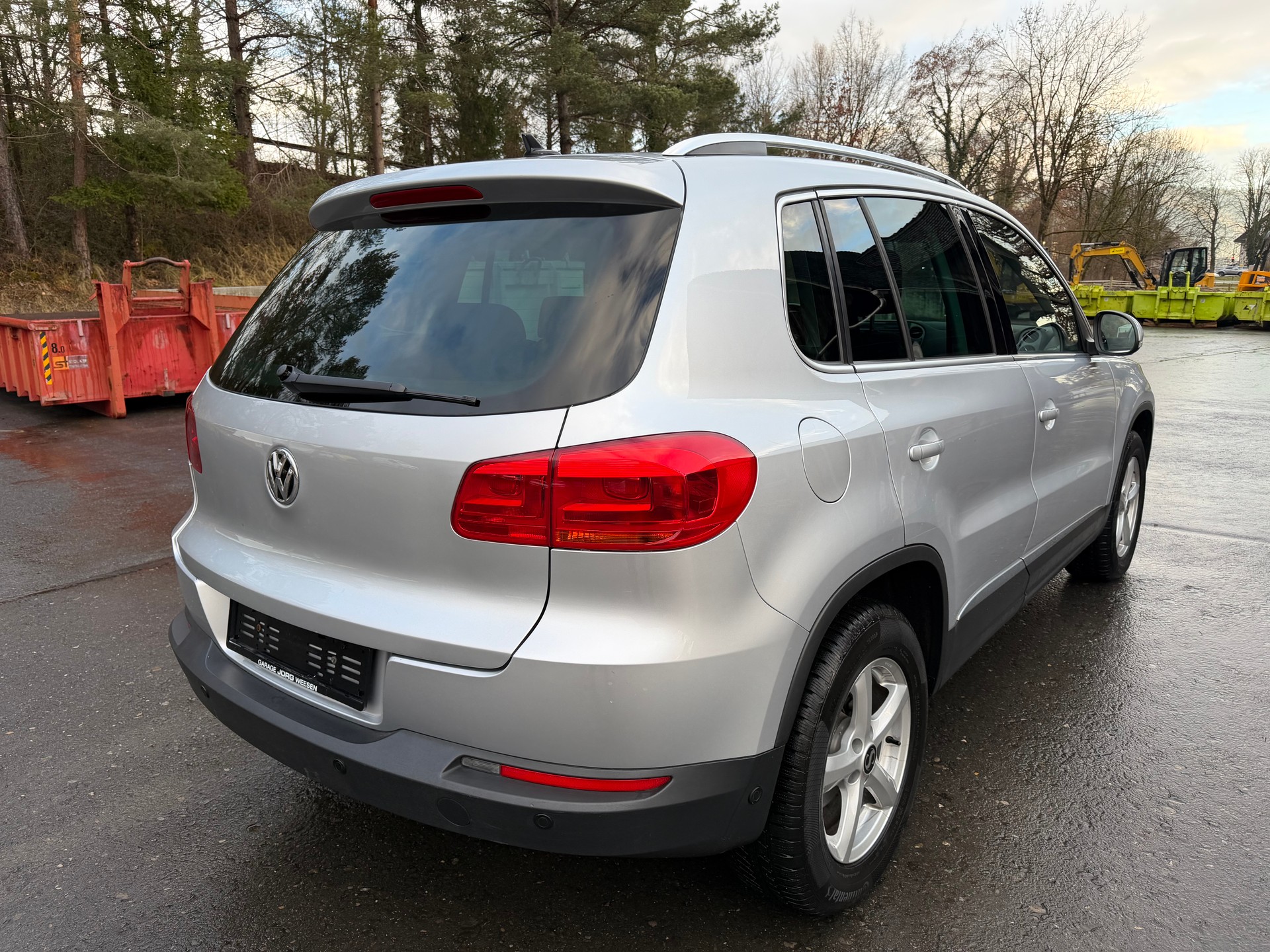 VW Tiguan 2.0 TDI BlueMotion Sport&Style 4Motion-image-3