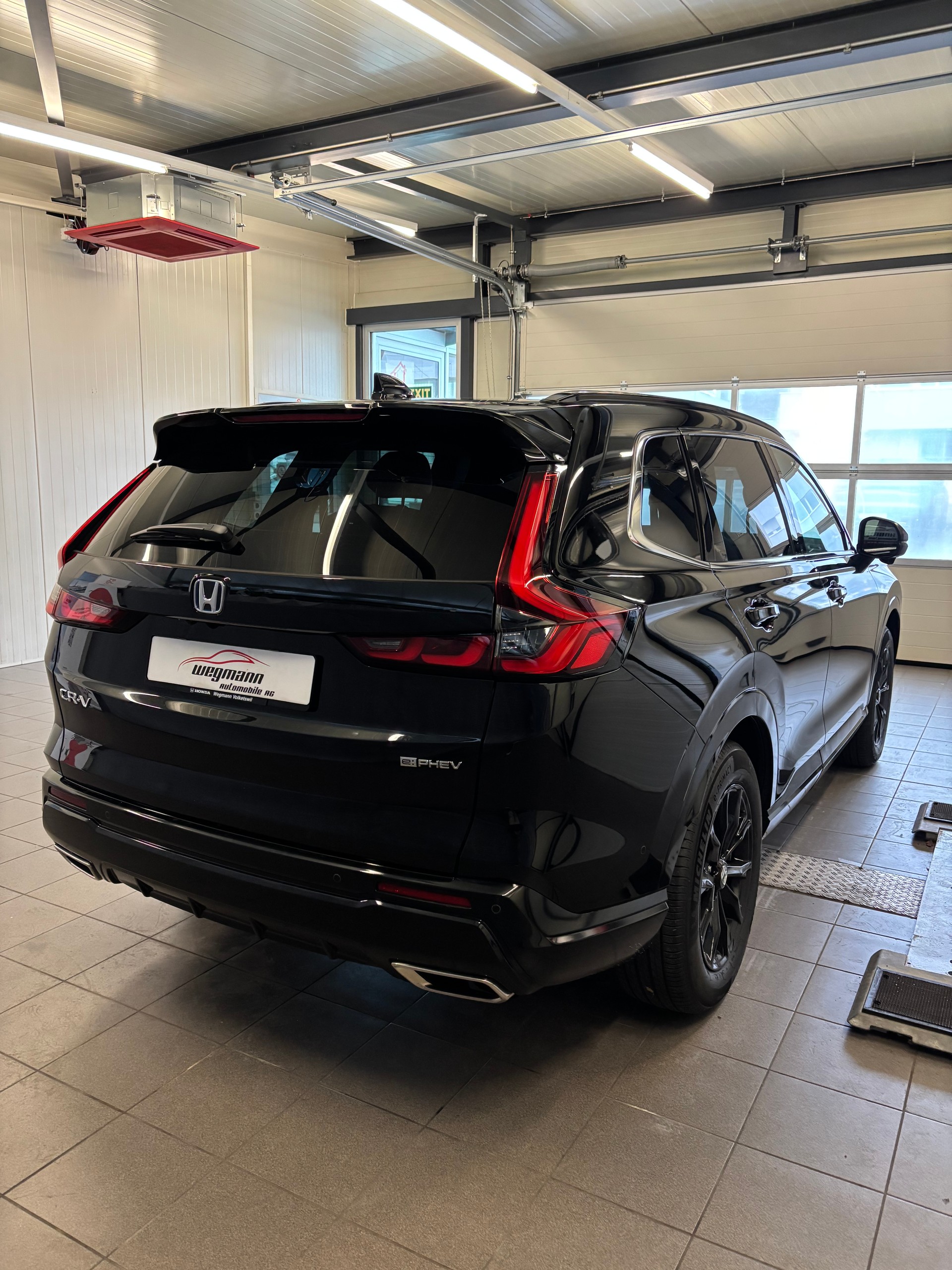 HONDA CR-V 2.0i MMD PHEV Advance 2WD Automatic-image-3
