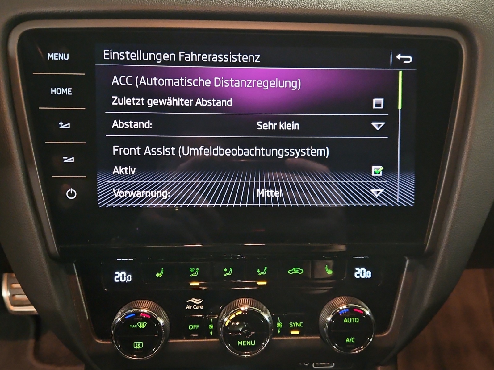 SKODA Octavia Combi 2.0 TDI RS Final Edition 4x4 DSG-image-13