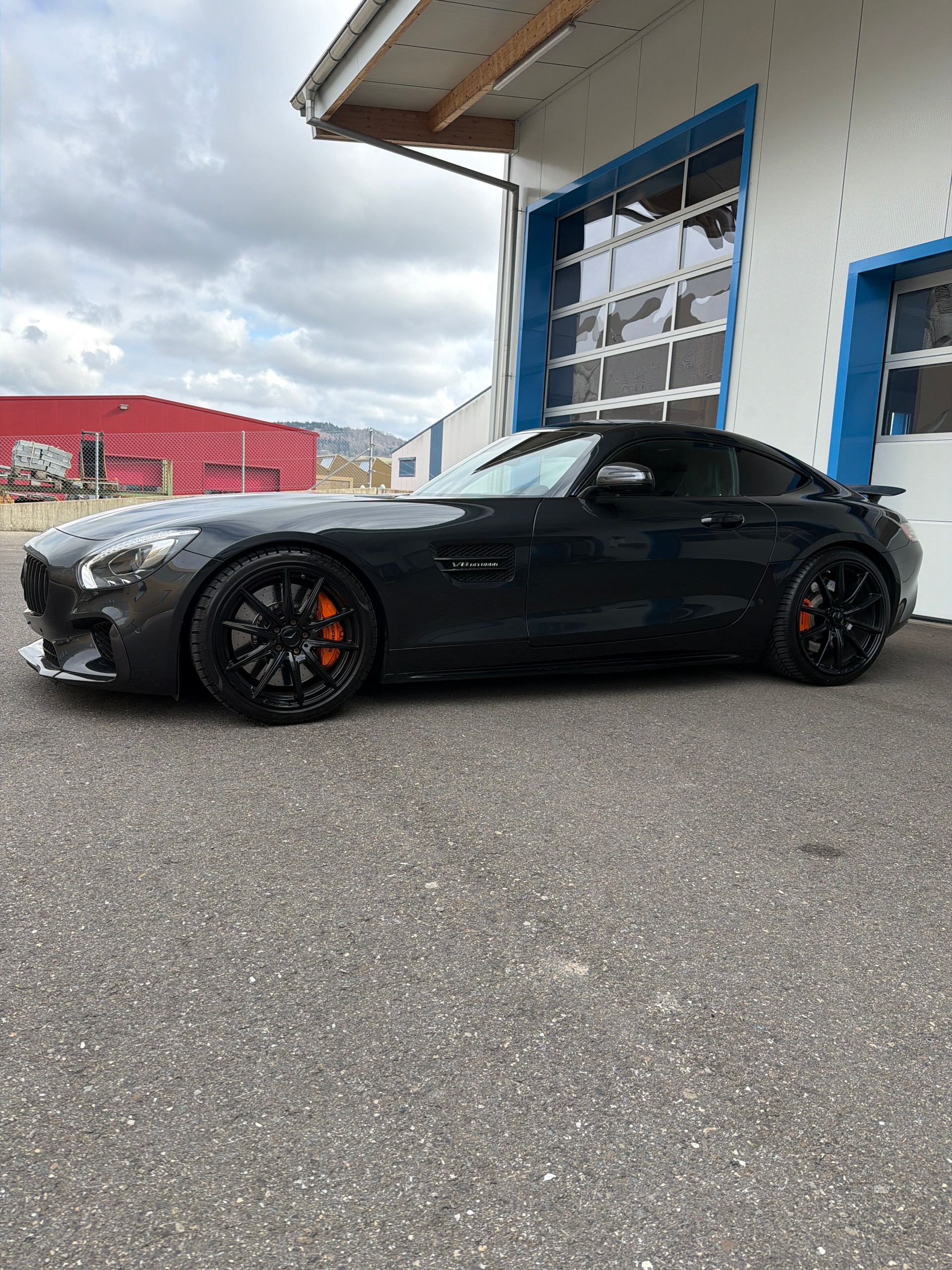 MERCEDES-BENZ AMG GT S -CH Fahrzeug- Unfallfrei - AMG Performance Sitze-image-2