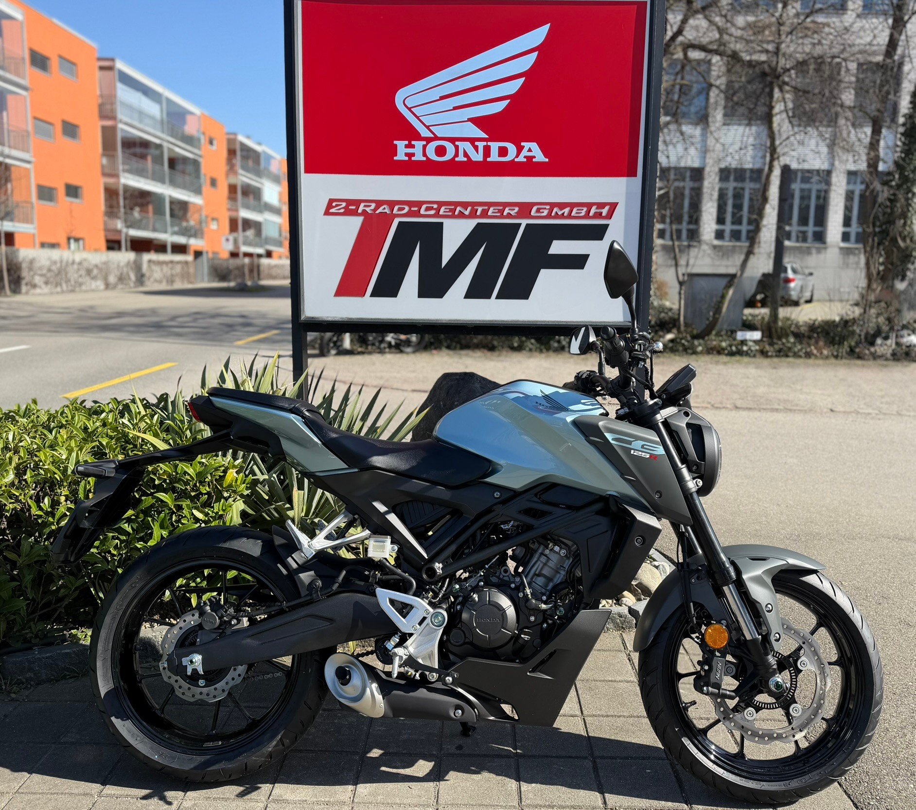 HONDA CB 125 R
