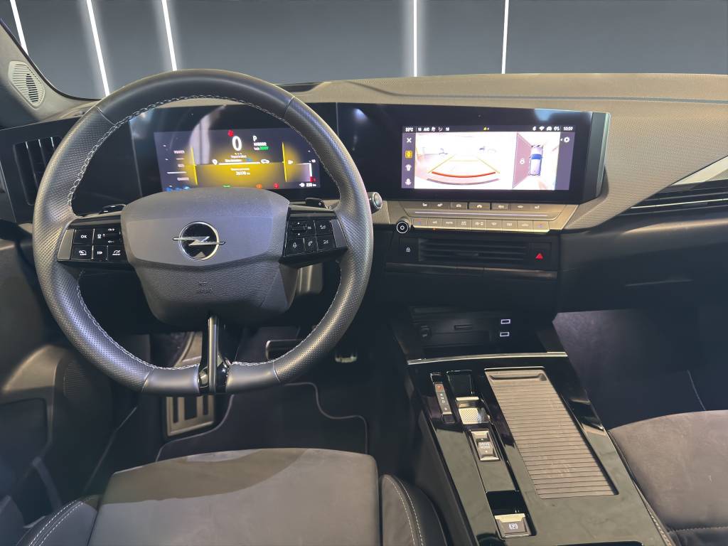 OPEL Astra 1.6 PHEV Turbo GSe A-image-5