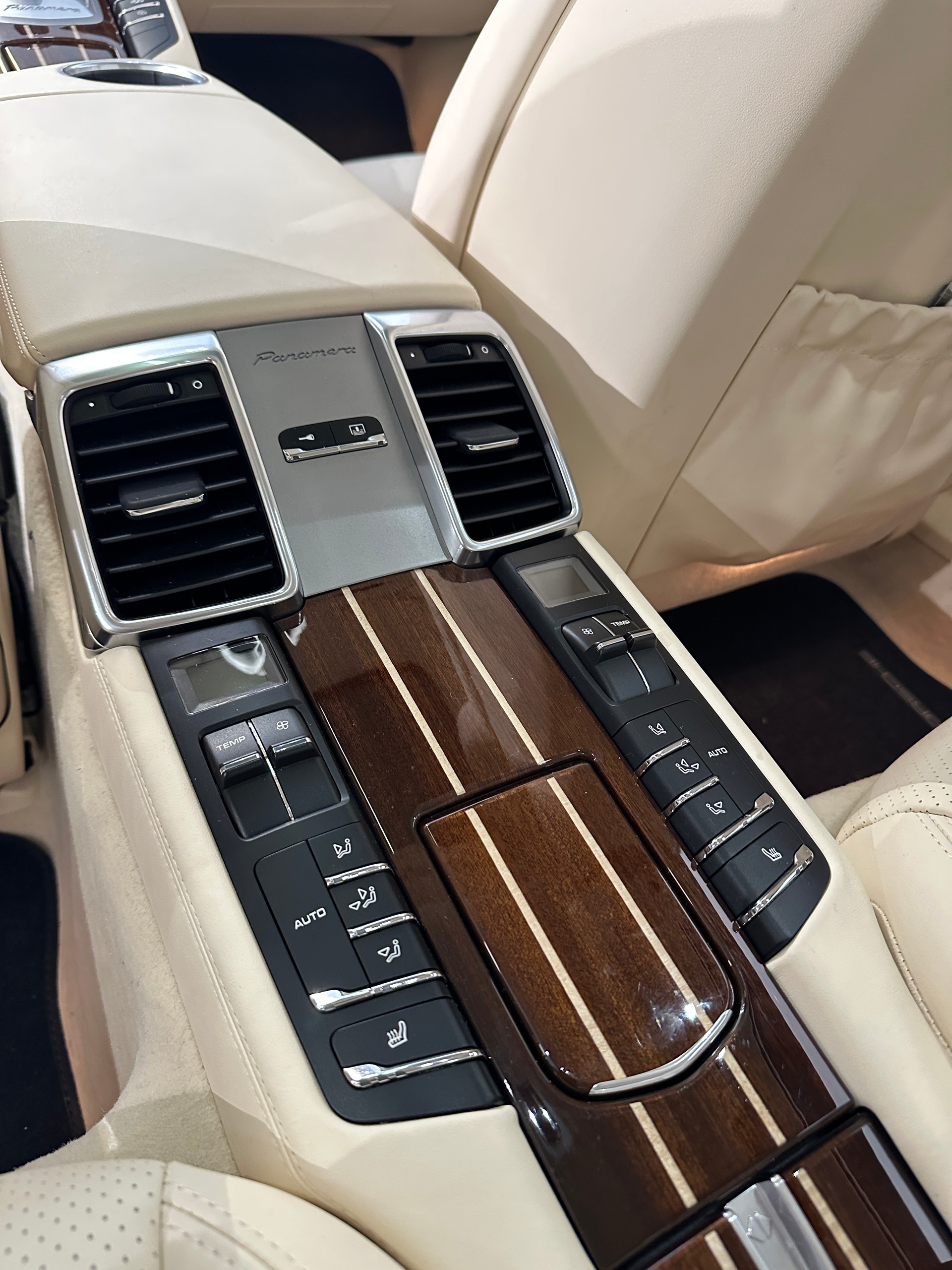 PORSCHE Panamera Turbo 4.8 PDK-image-20