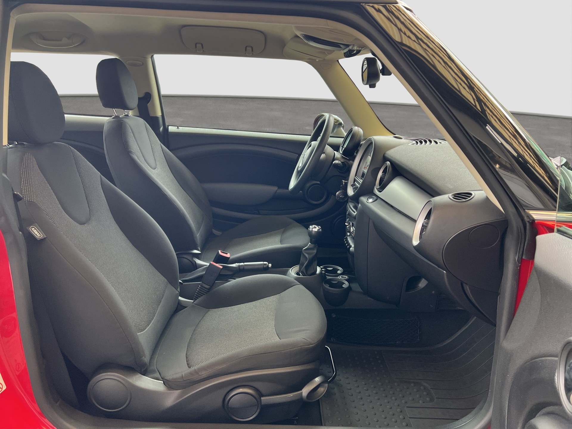 MINI Cooper-image-11