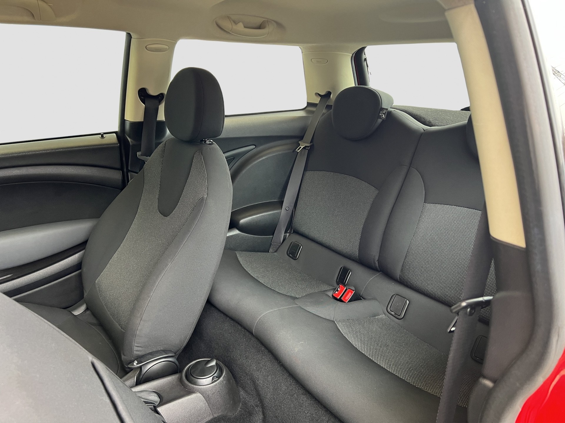 MINI Cooper-image-8