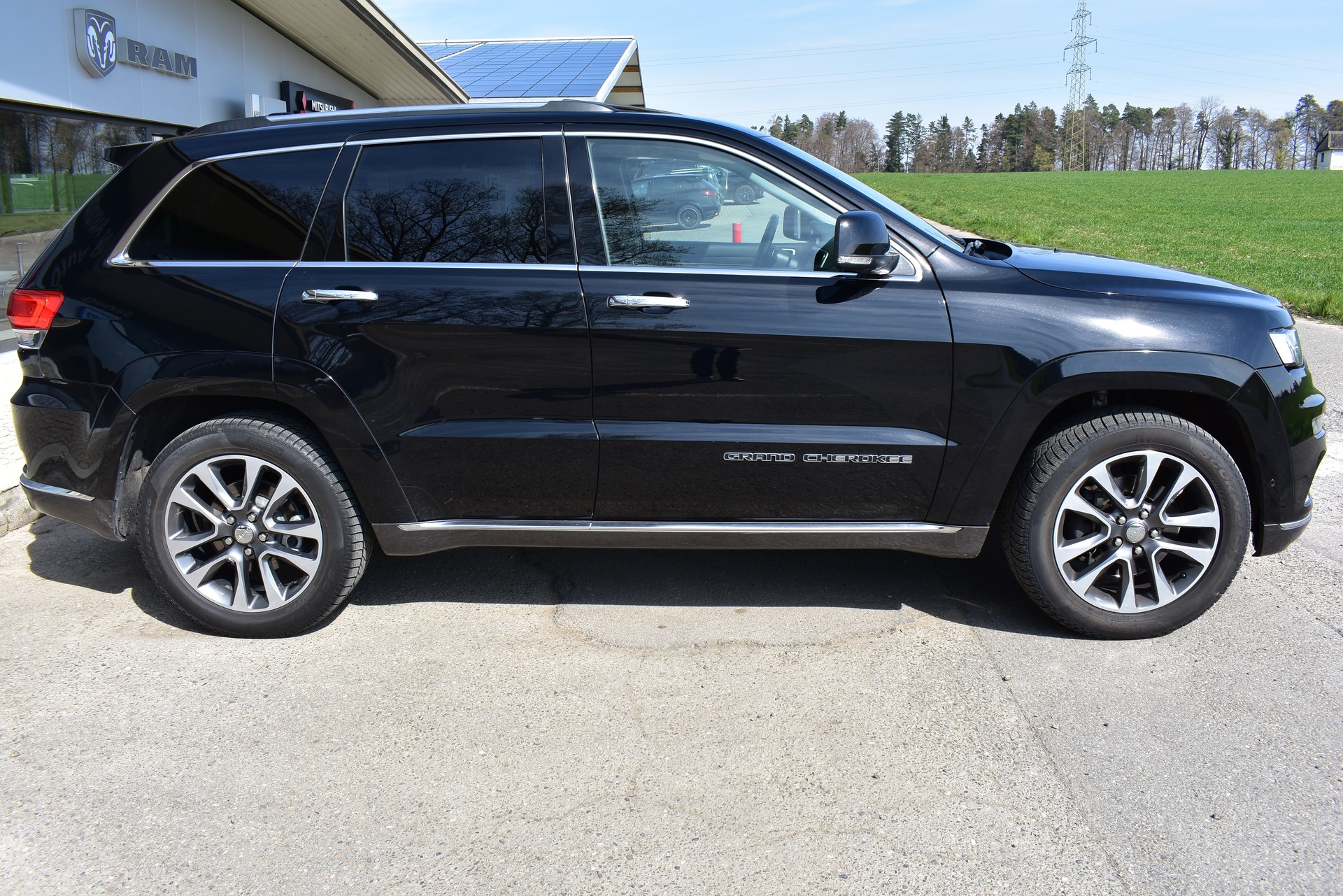 JEEP Grand Cherokee 3.0 CRD Summit Automatic-image-4