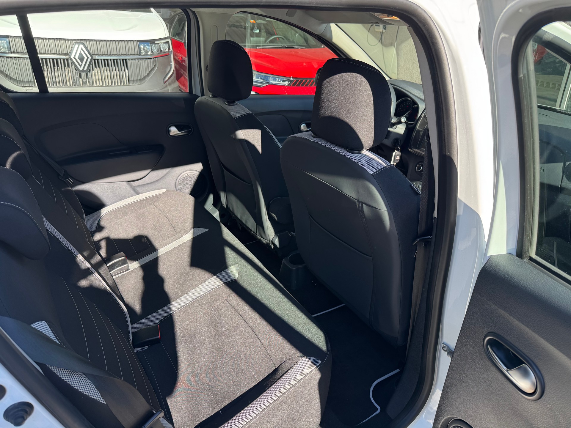 DACIA Sandero Tce 90 Stepway Automatic-image-10
