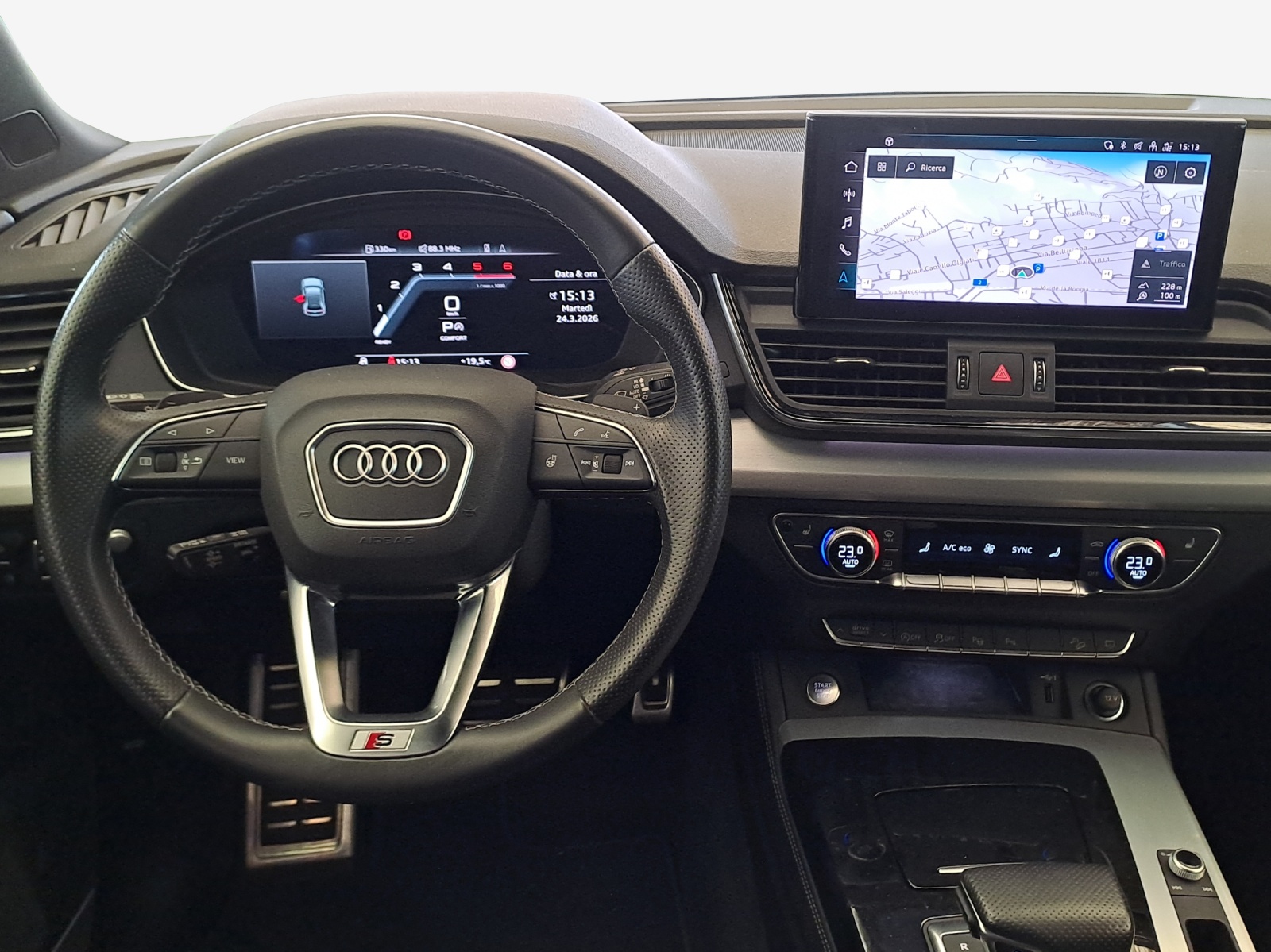 AUDI Q5 40 TDI Black Edition quattro S-tronic-image-8