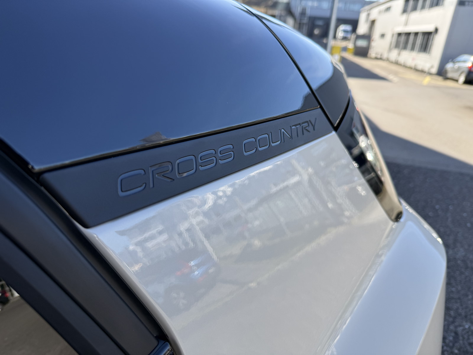 VOLVO EX 30 CC E60 Twin Performance AWD-image-8
