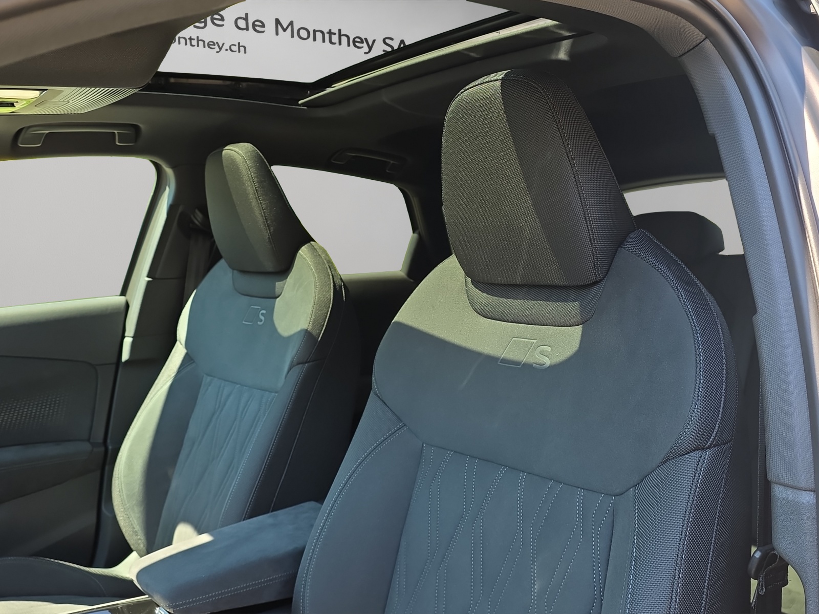 AUDI Q3 Sportback TFSI quattro 195 kW S tronic-image-7