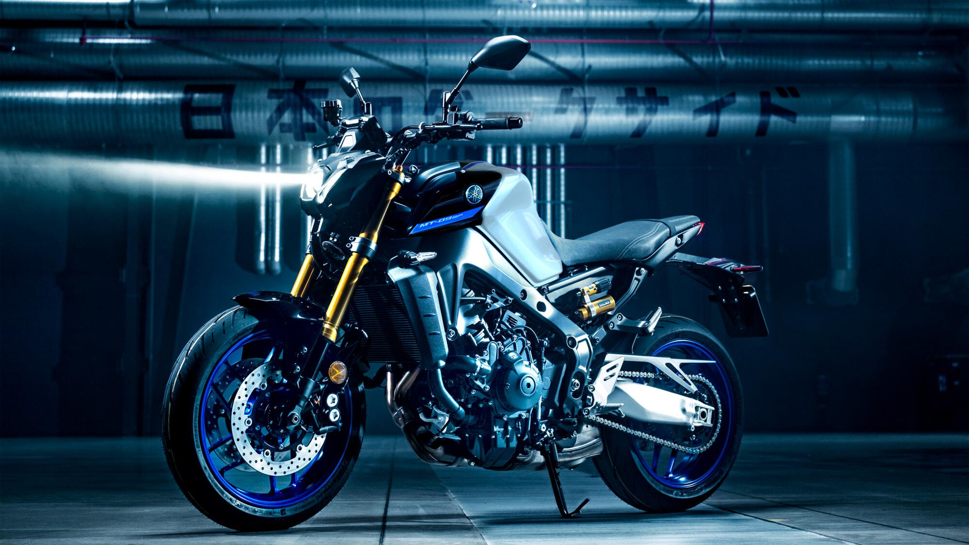 YAMAHA MT-09-showroom-element-2