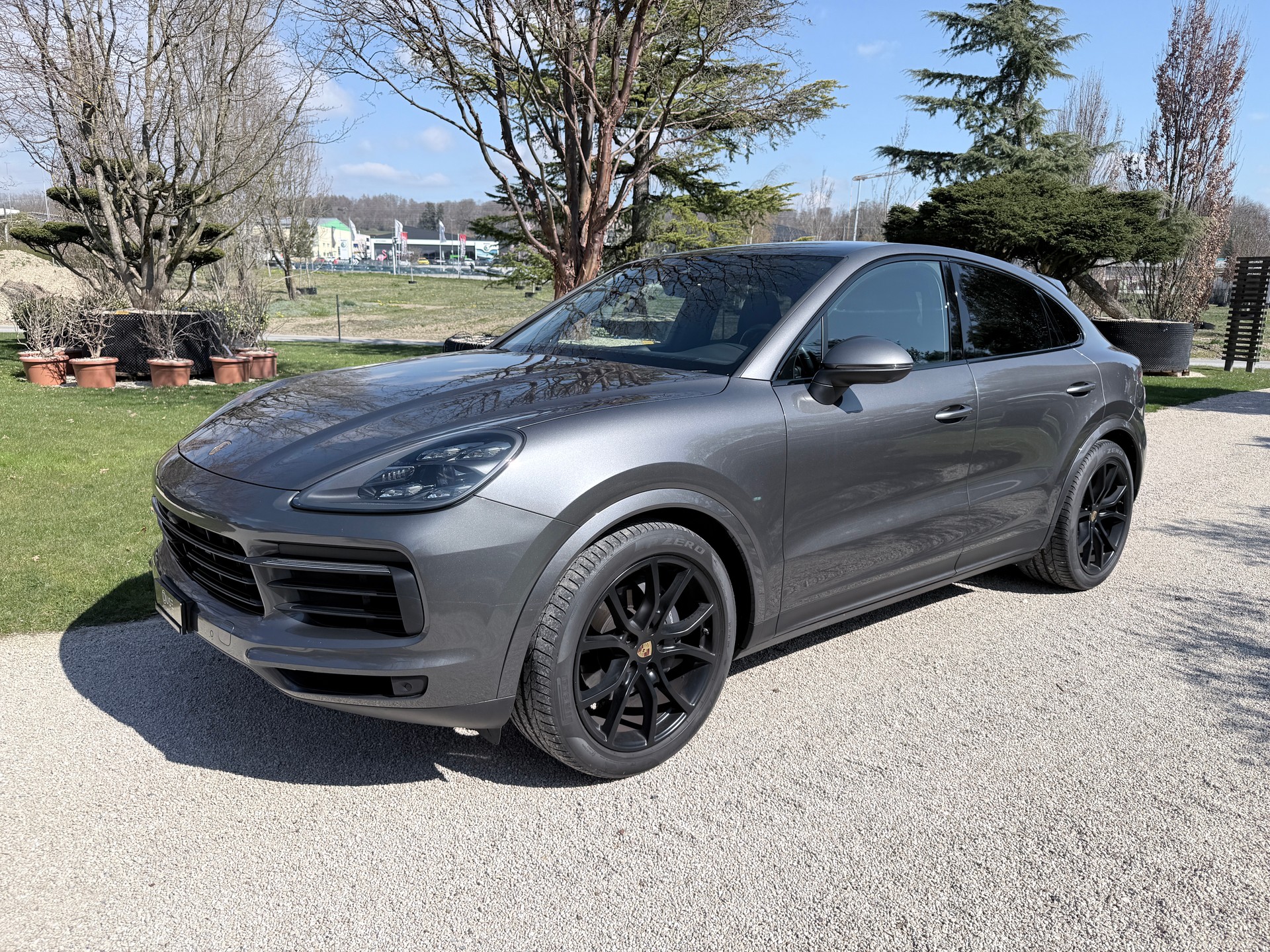 PORSCHE Cayenne Coupé-showroom-element-1