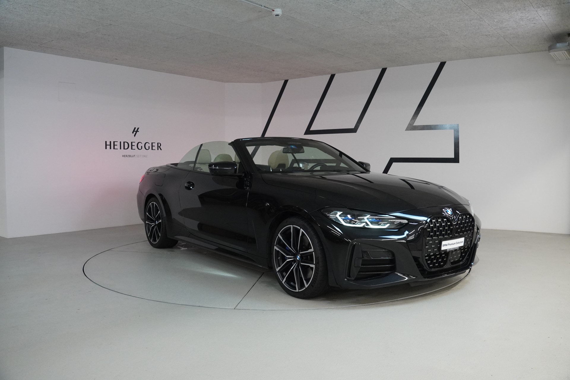 BMW M440i xDrive 48V Cabriolet Steptronic-image-8