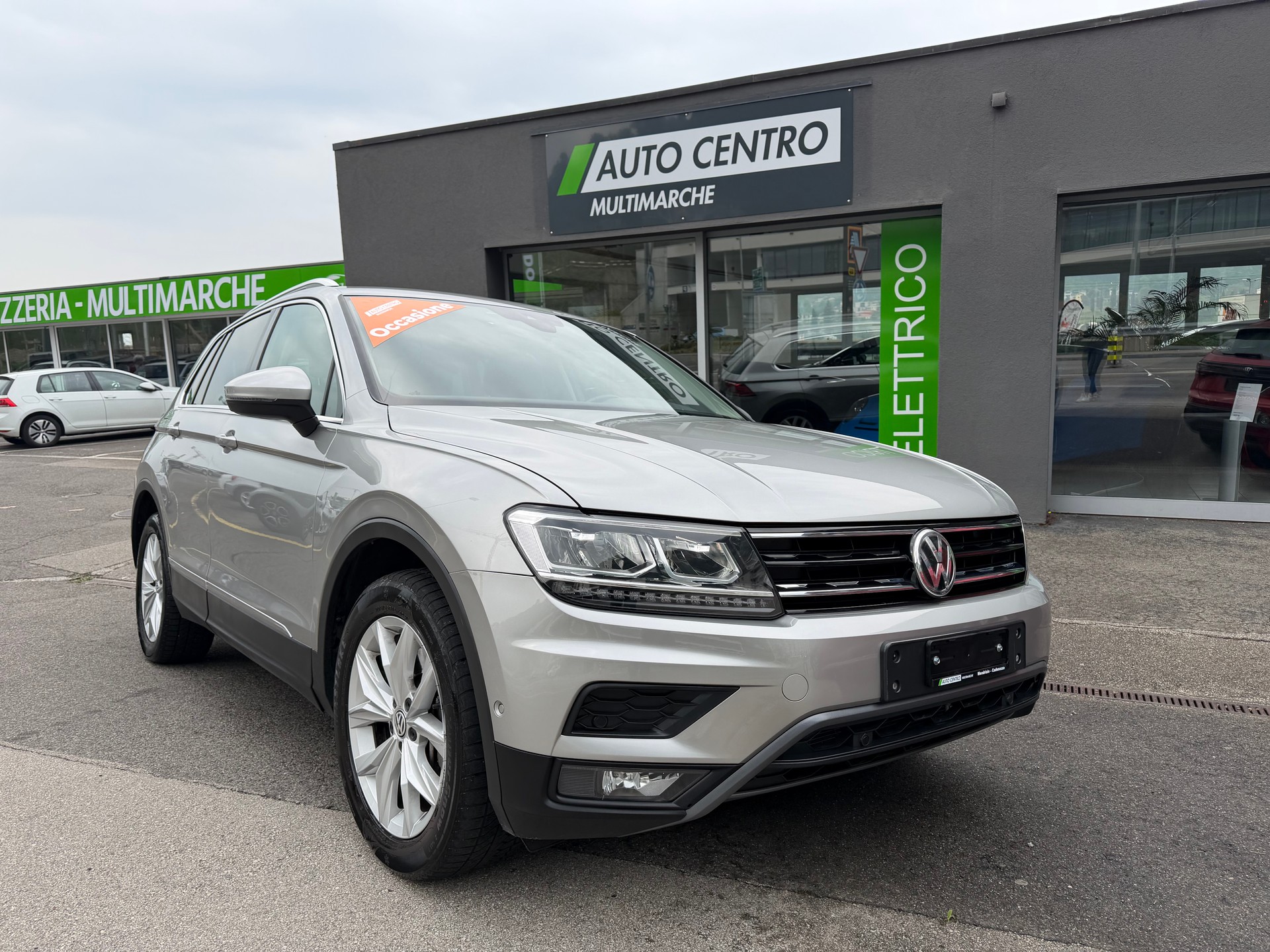 VW Tiguan 2.0 TDI SCR Highline 4Motion DSG-image-2