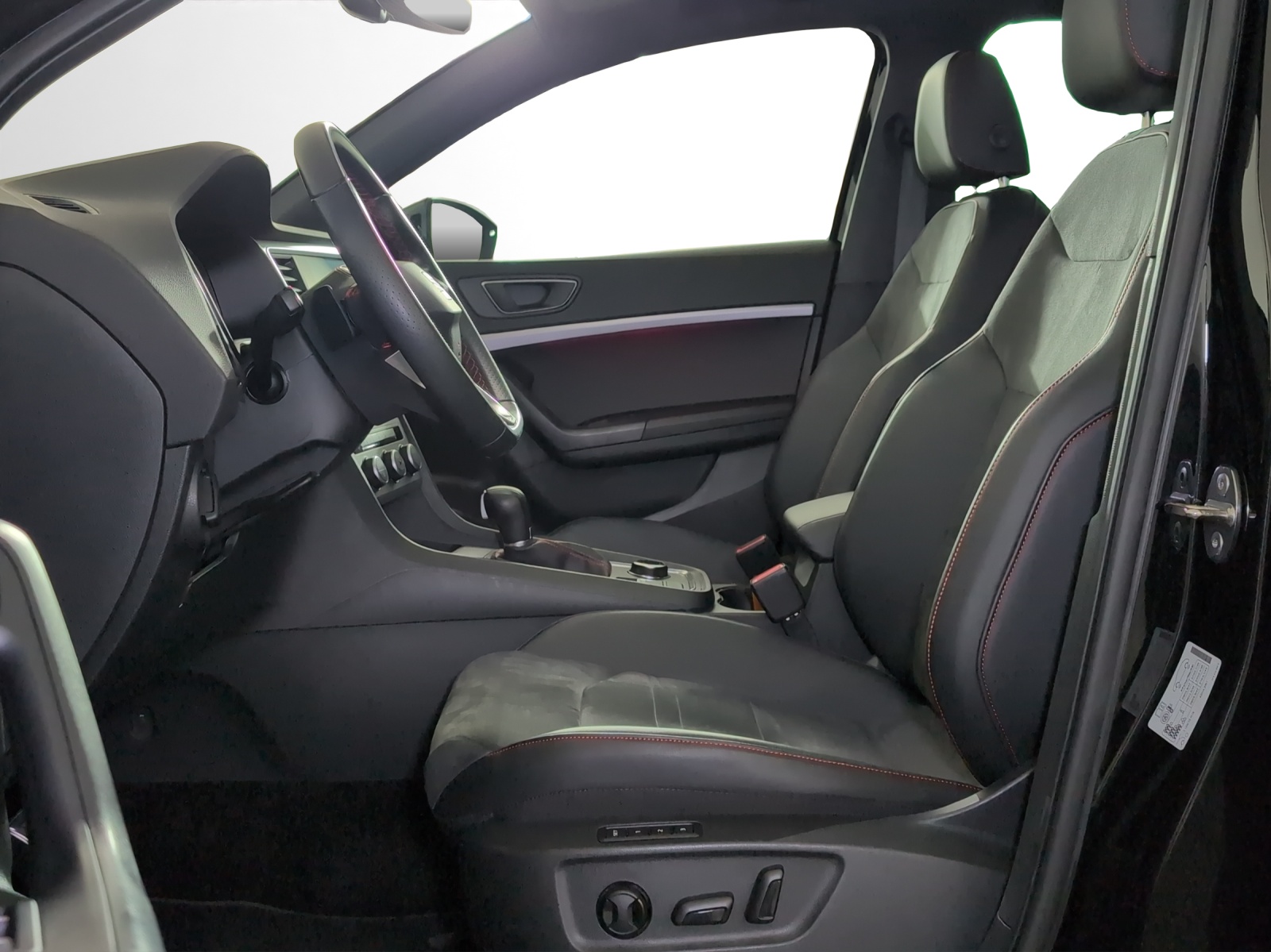 SEAT Ateca 2.0 TSI Hola FR 4Drive DSG-image-5