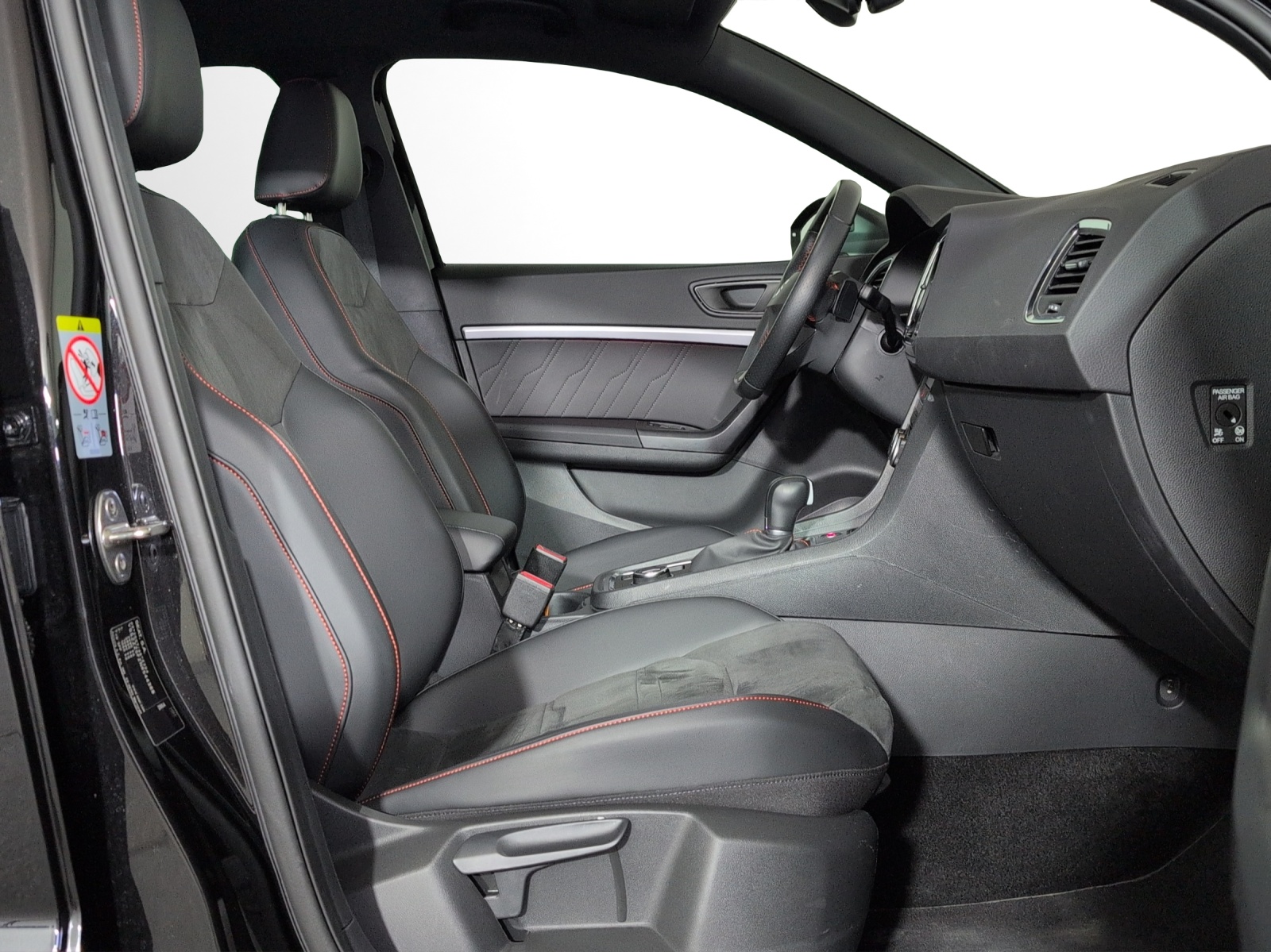 SEAT Ateca 2.0 TSI Hola FR 4Drive DSG-image-6